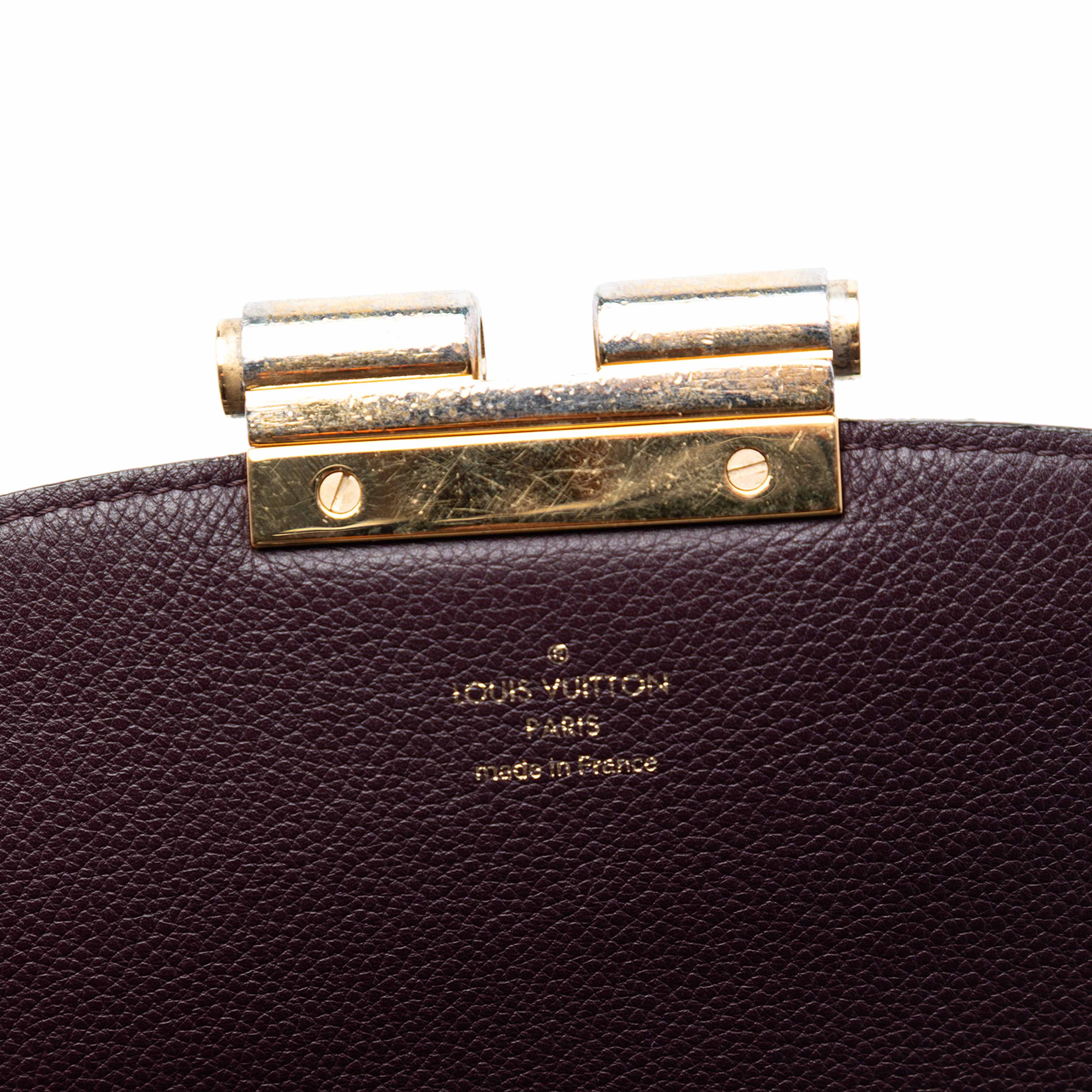 Louis Vuitton Monogram Olympe Mm, från Luxclusif, i färgen brown. Klicka för att öppna bilden i stort format