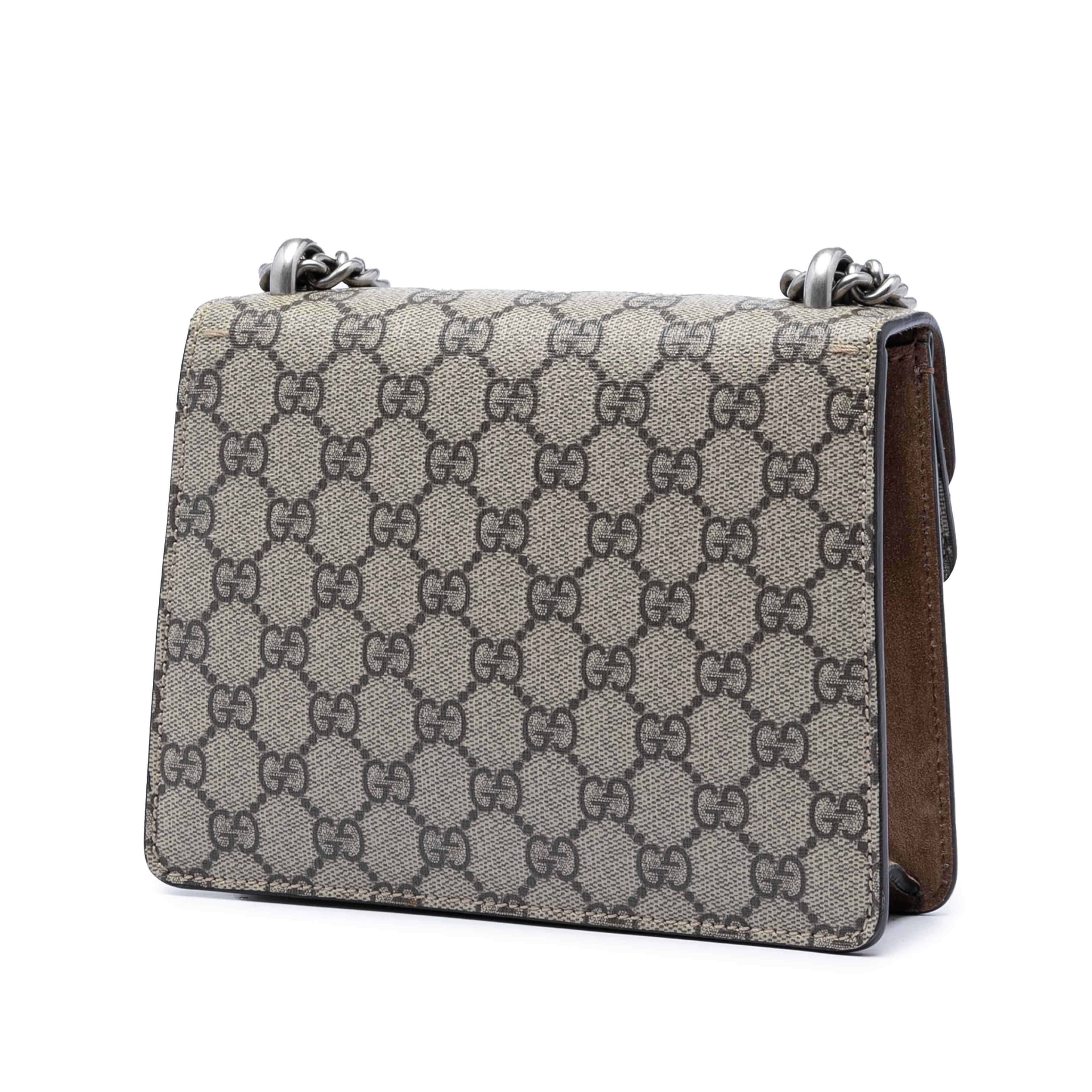 Gucci Small Gg Supreme Dionysus Crossbody, från Luxclusif, i färgen beige. Klicka för att öppna bilden i stort format