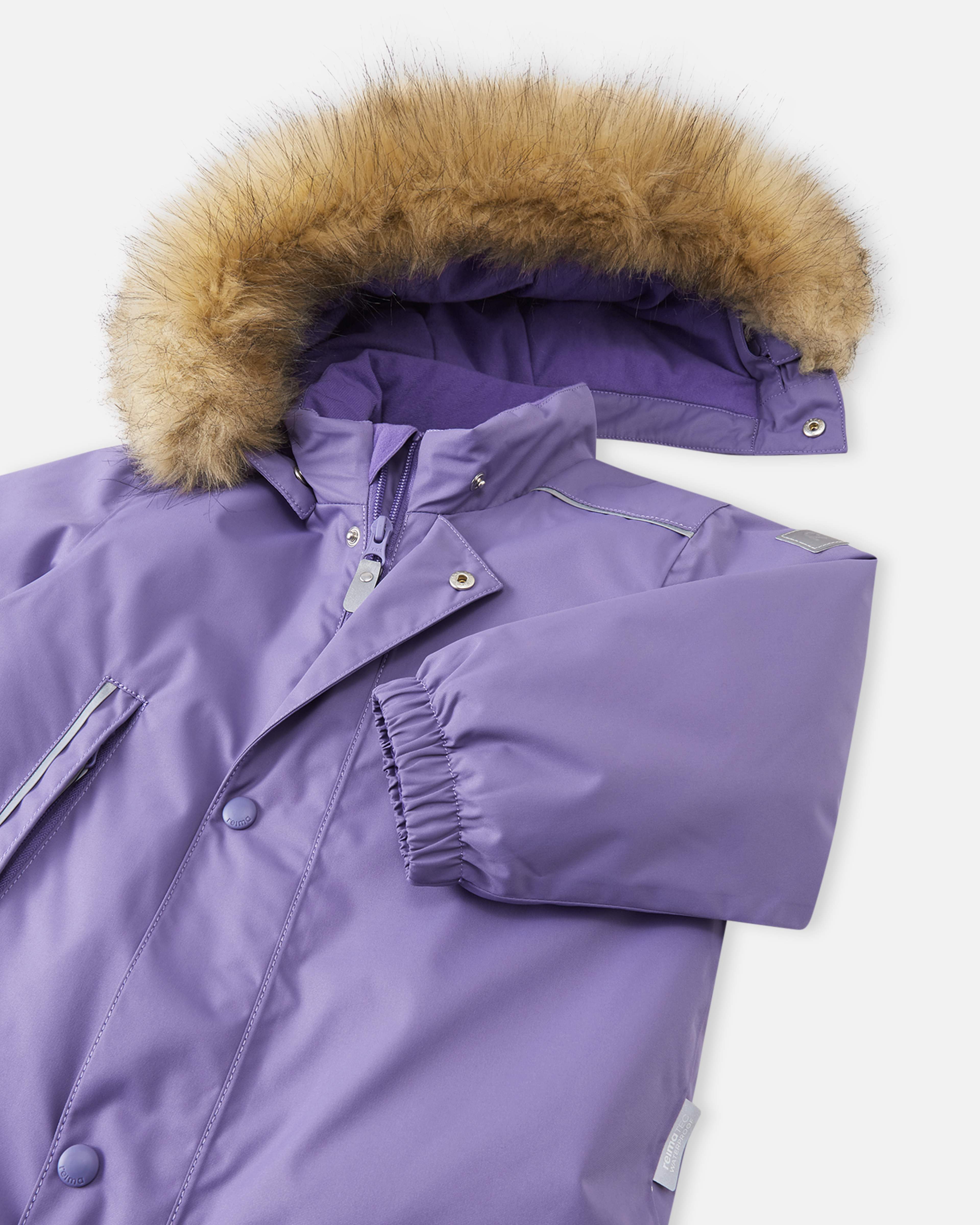 Reimatec Vinteroverall Gotland, från Reima, i färgen misty violet. Klicka för att öppna bilden i stort format