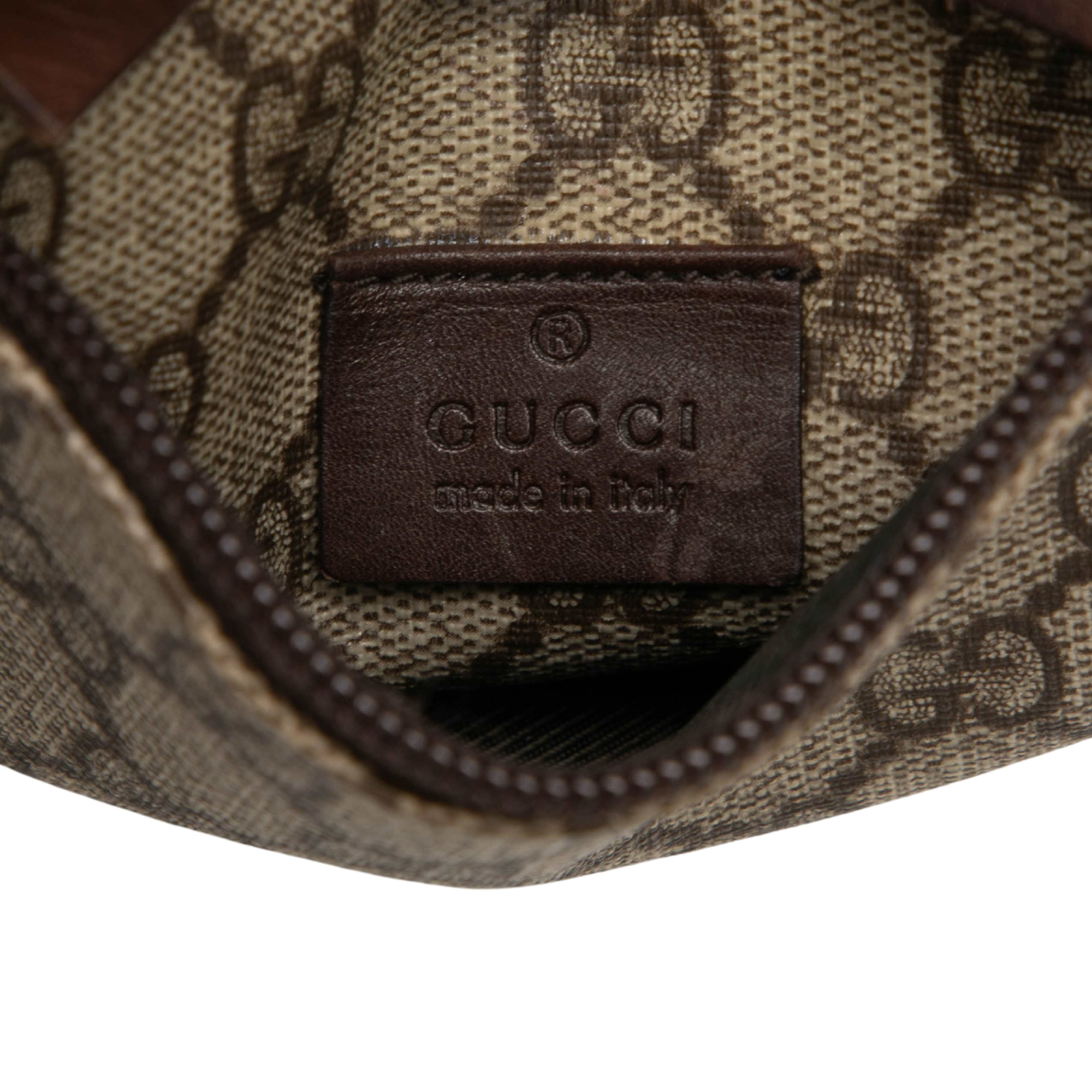 Gucci Gg Supreme Double Pocket Belt Bag, från Luxclusif, i färgen beige. Klicka för att öppna bilden i stort format