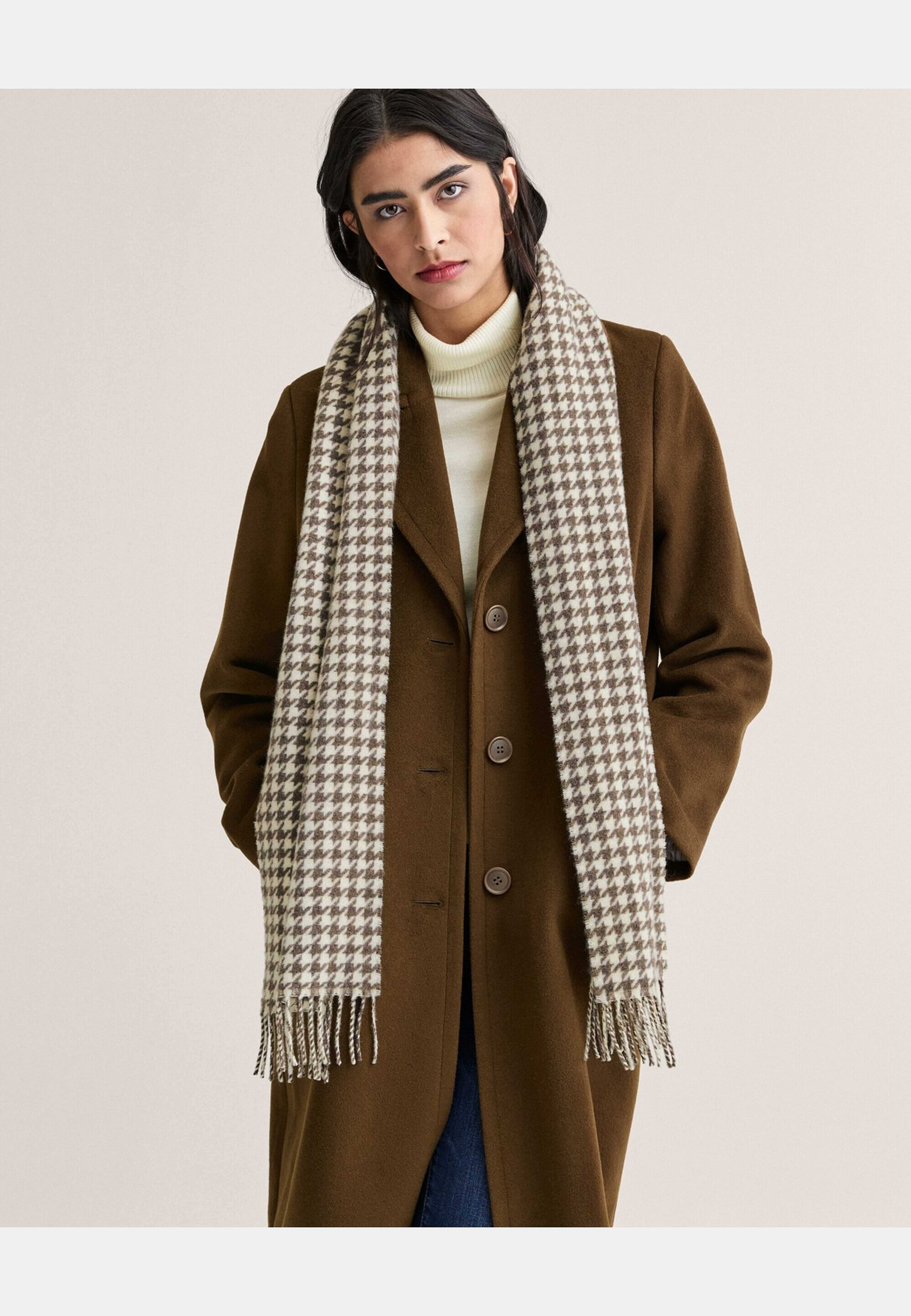 Ullhalsduk Alice, från Newhouse, i färgen brun. Klicka för att öppna bilden i stort format