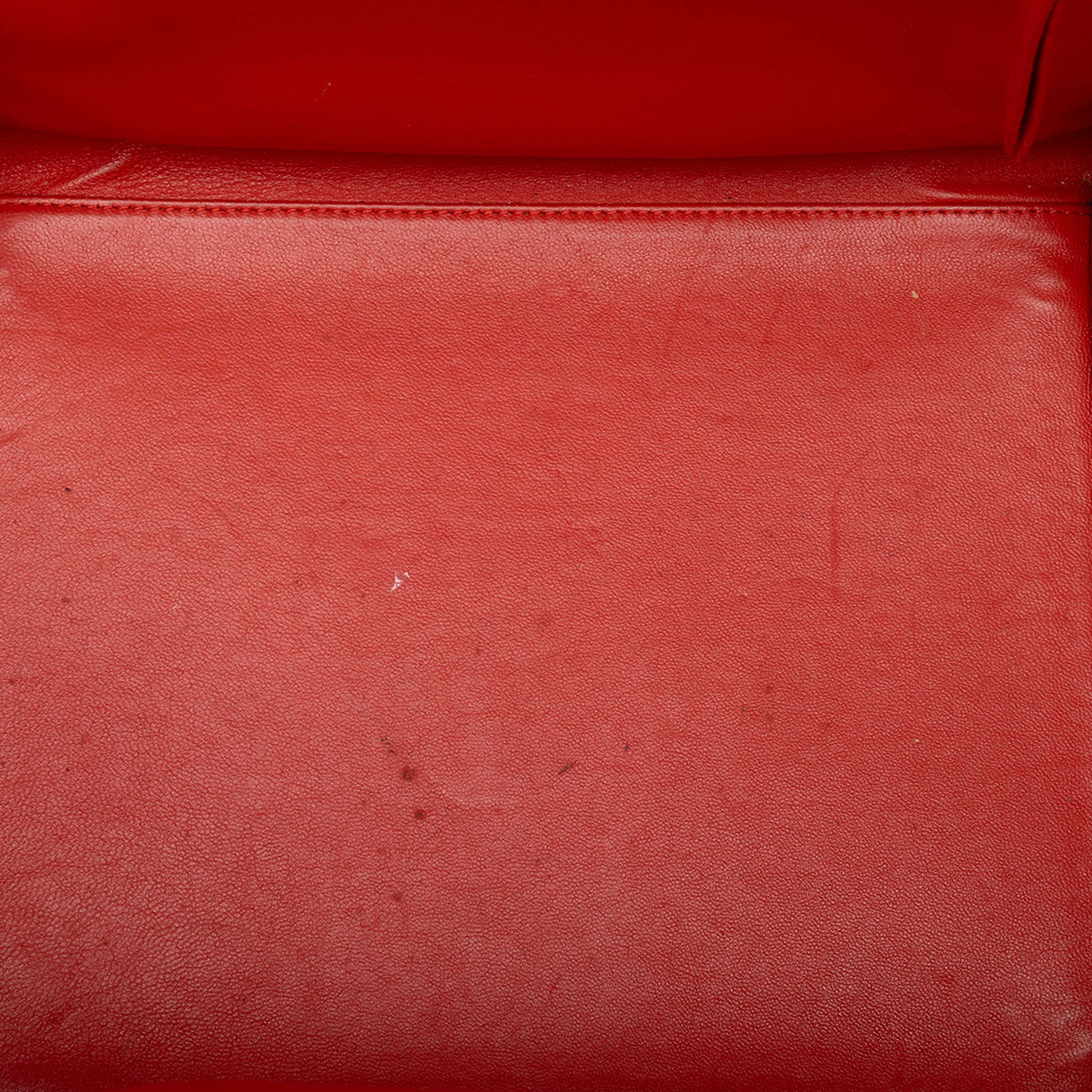 Celine Medium Leather Phantom Luggage Tote, från Luxclusif, i färgen orange. Klicka för att öppna bilden i stort format