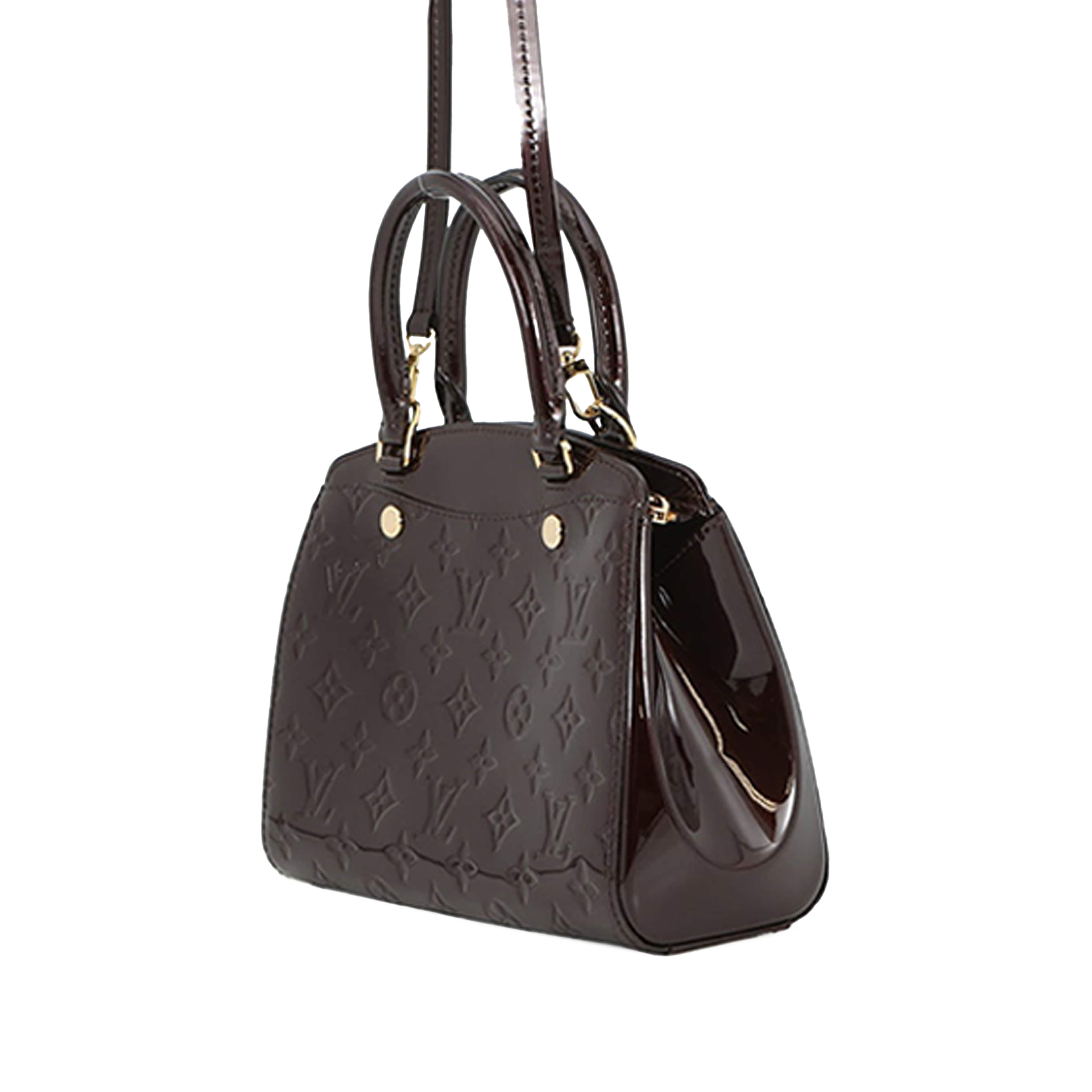 Louis Vuitton Monogram Vernis Brea Pm, från Luxclusif, i färgen purple. Klicka för att öppna bilden i stort format