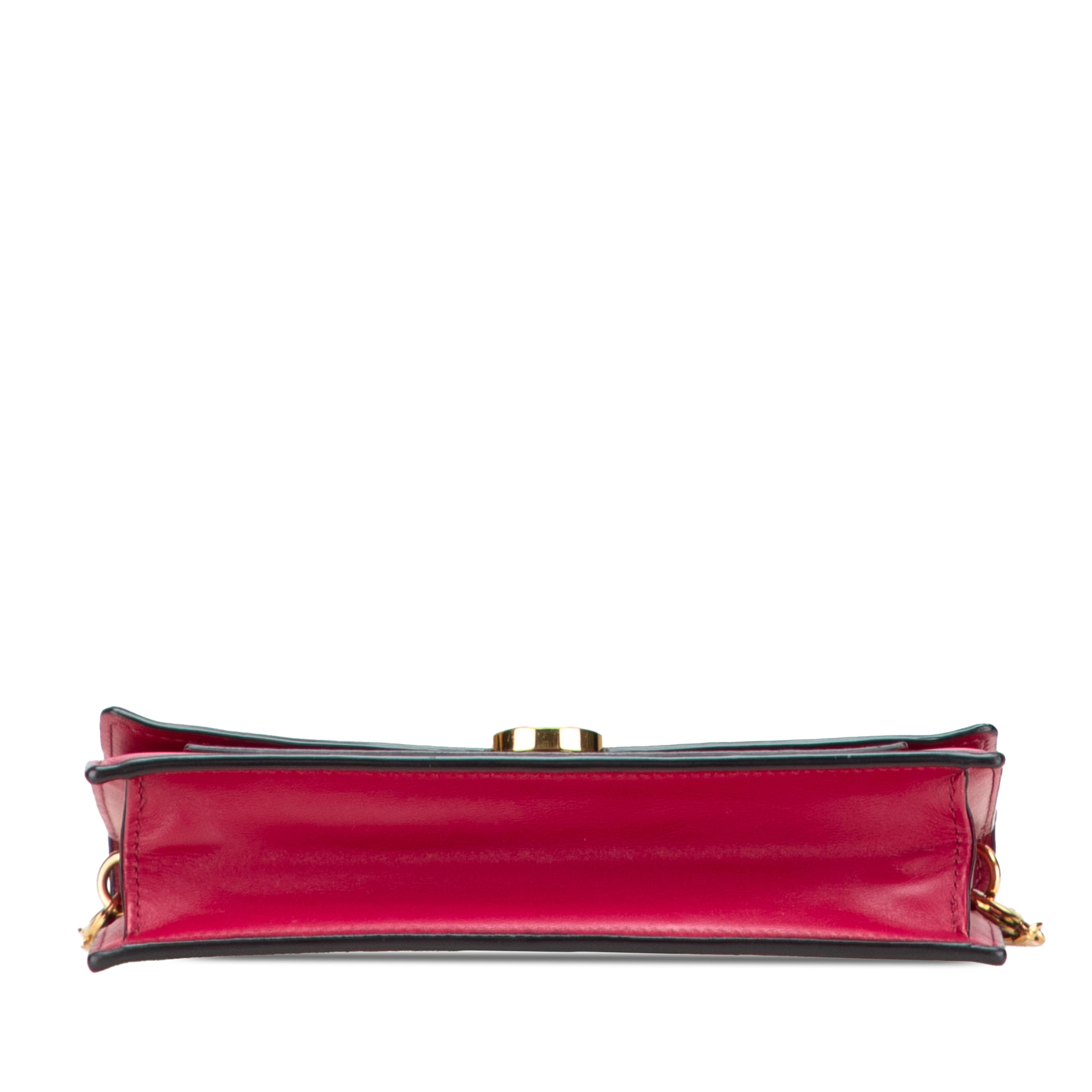 Louis Vuitton Monogram Flore Wallet On Chain, från Luxclusif, i färgen brown. Klicka för att öppna bilden i stort format