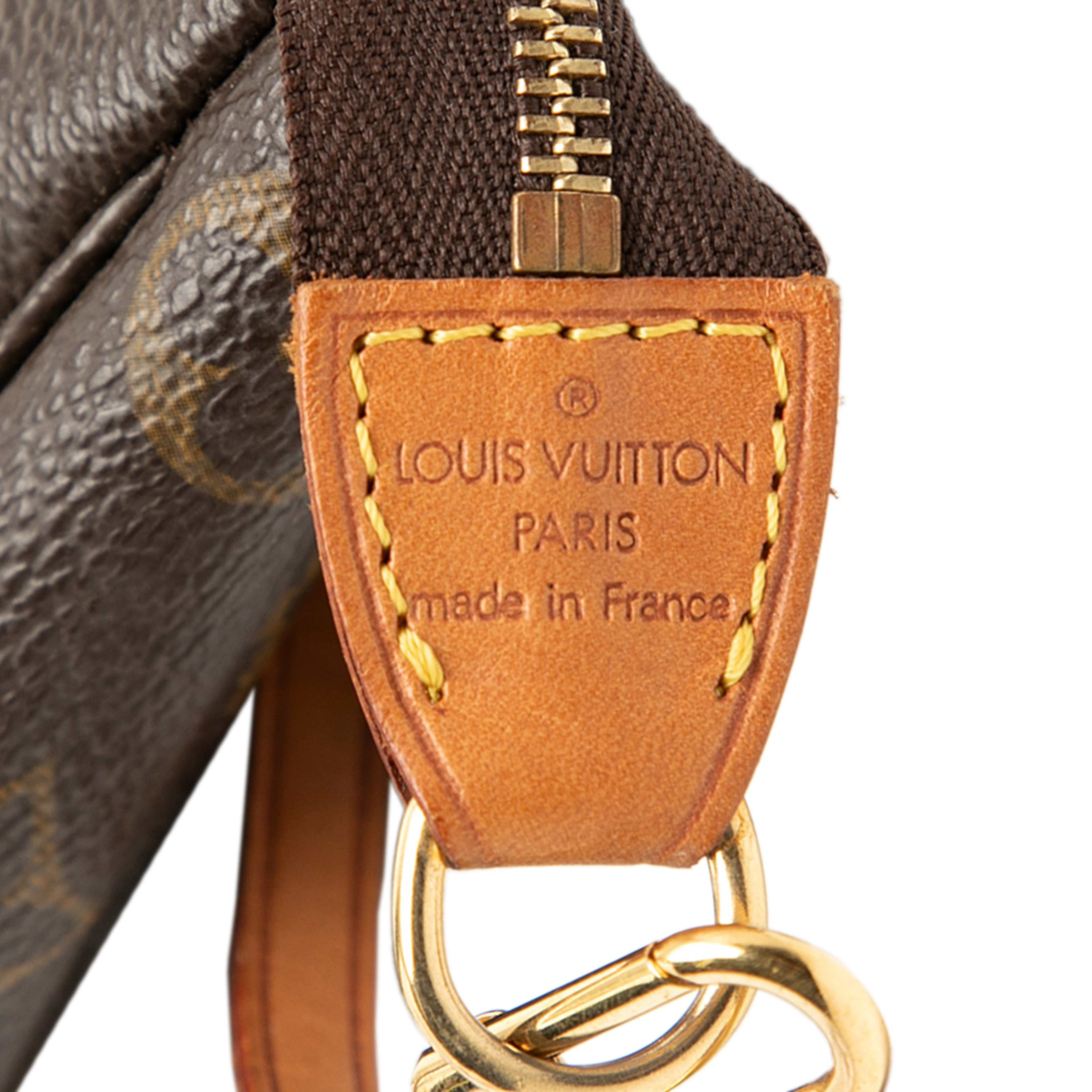 Louis Vuitton Monogram Pochette Accessoires, från Luxclusif, i färgen brown. Klicka för att öppna bilden i stort format