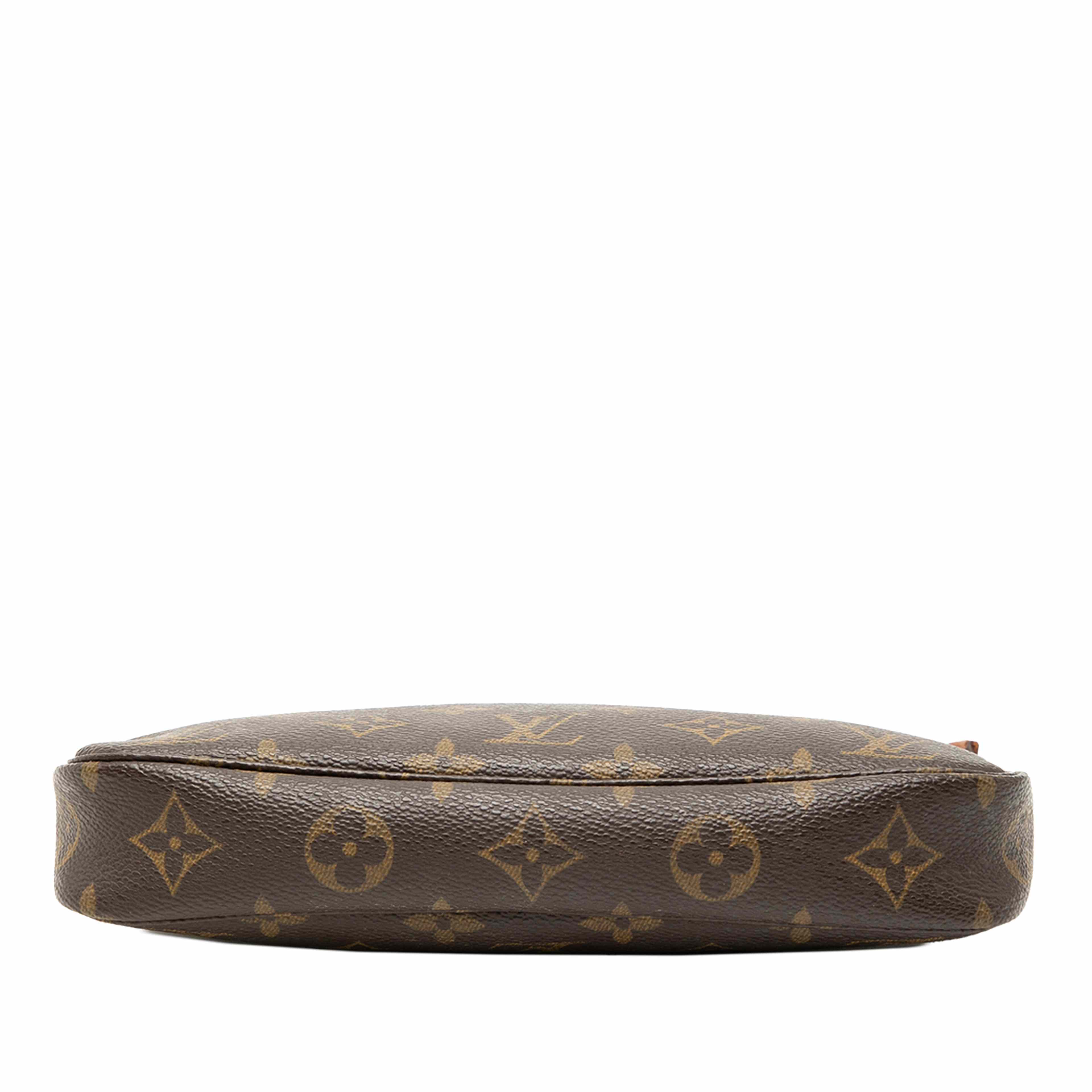 Louis Vuitton Monogram Pochette Accessoires, från Luxclusif, i färgen brown. Klicka för att öppna bilden i stort format