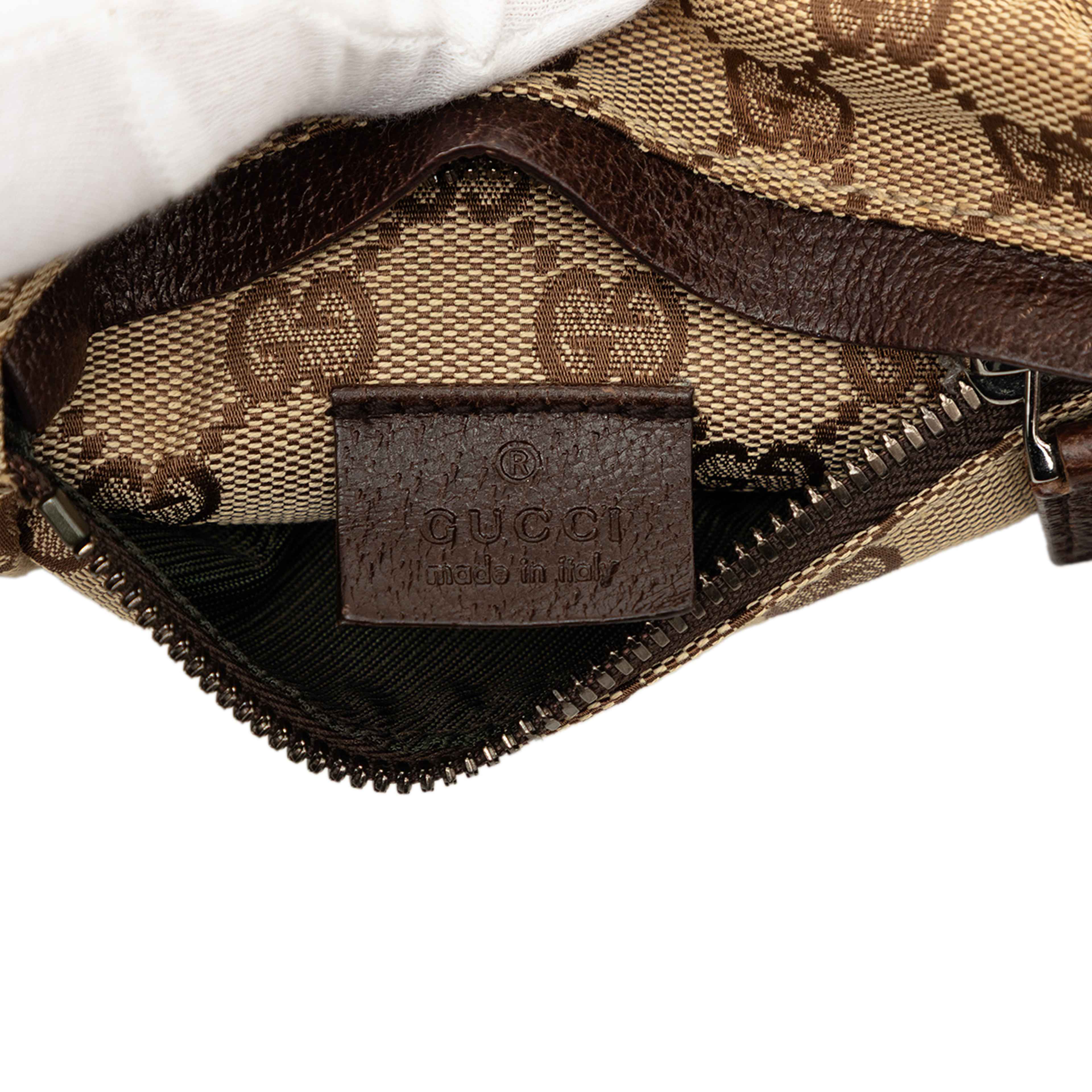 Gucci Gg Canvas Double Pocket Belt Bag, från Luxclusif, i färgen beige. Klicka för att öppna bilden i stort format
