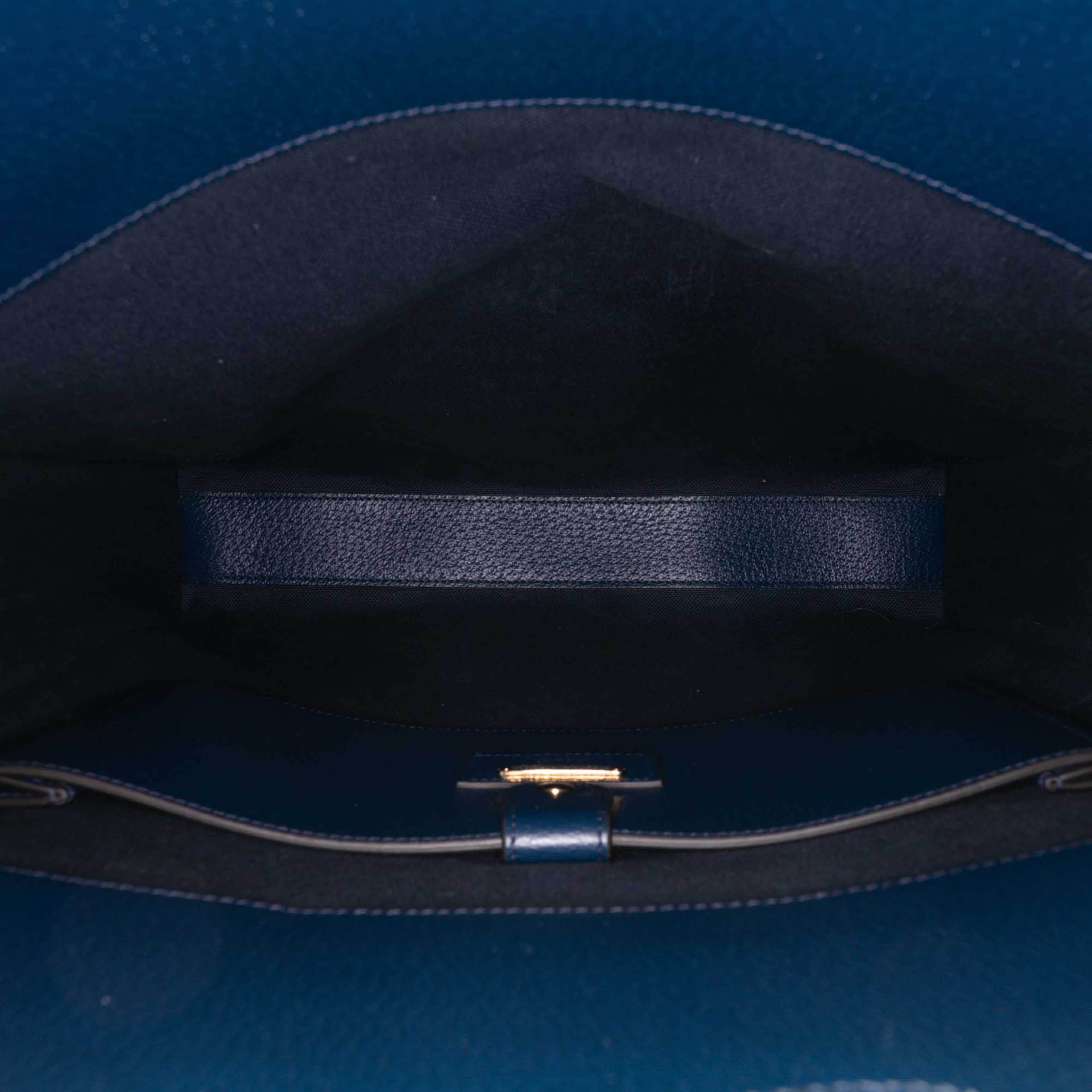 Gucci Gg Supreme Kaleidoscope Tote, från Luxclusif, i färgen blue. Klicka för att öppna bilden i stort format