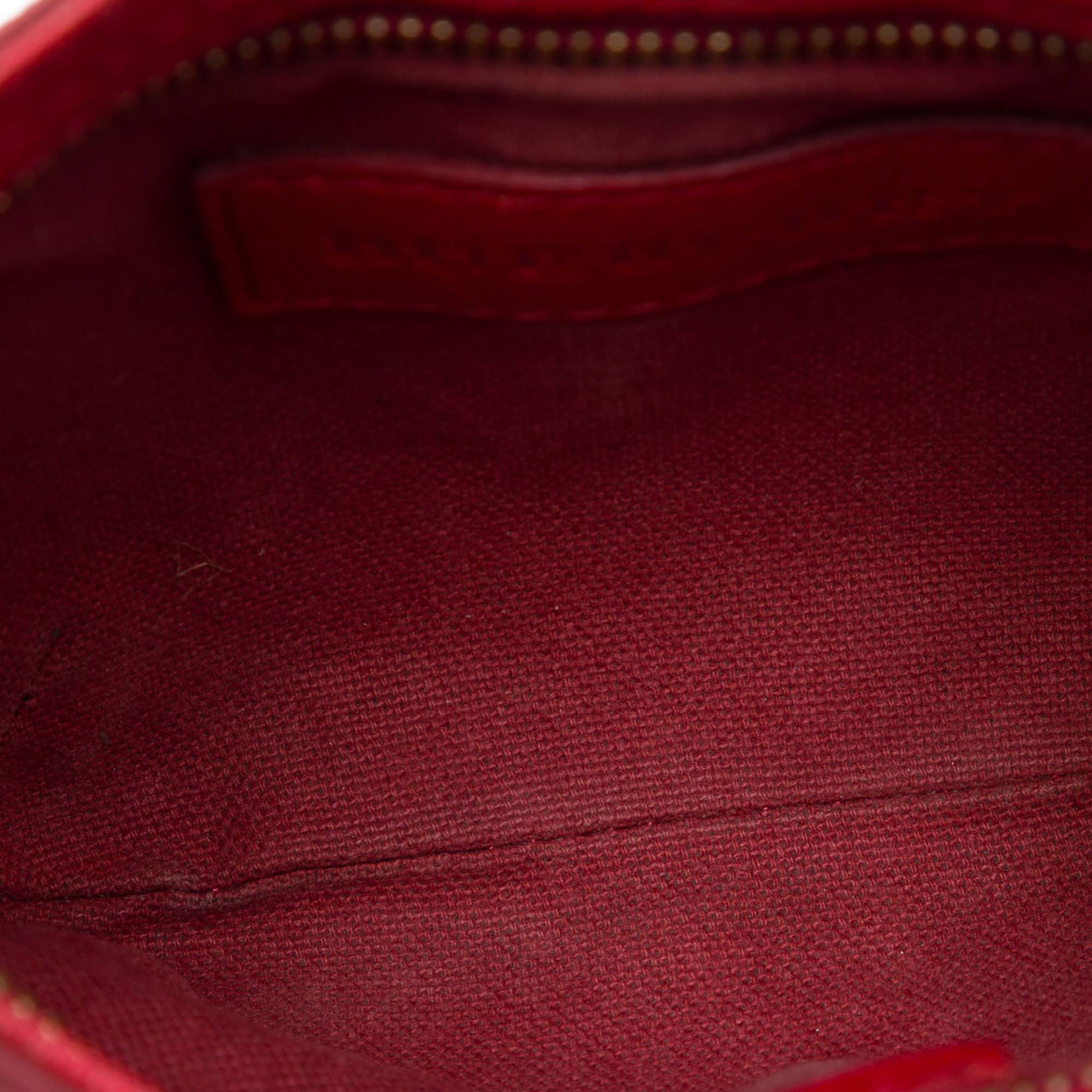 Burberry Mini Haymarket Check Coated Canvas Hartham Crossbody, från Luxclusif, i färgen röd. Klicka för att öppna bilden i stort format