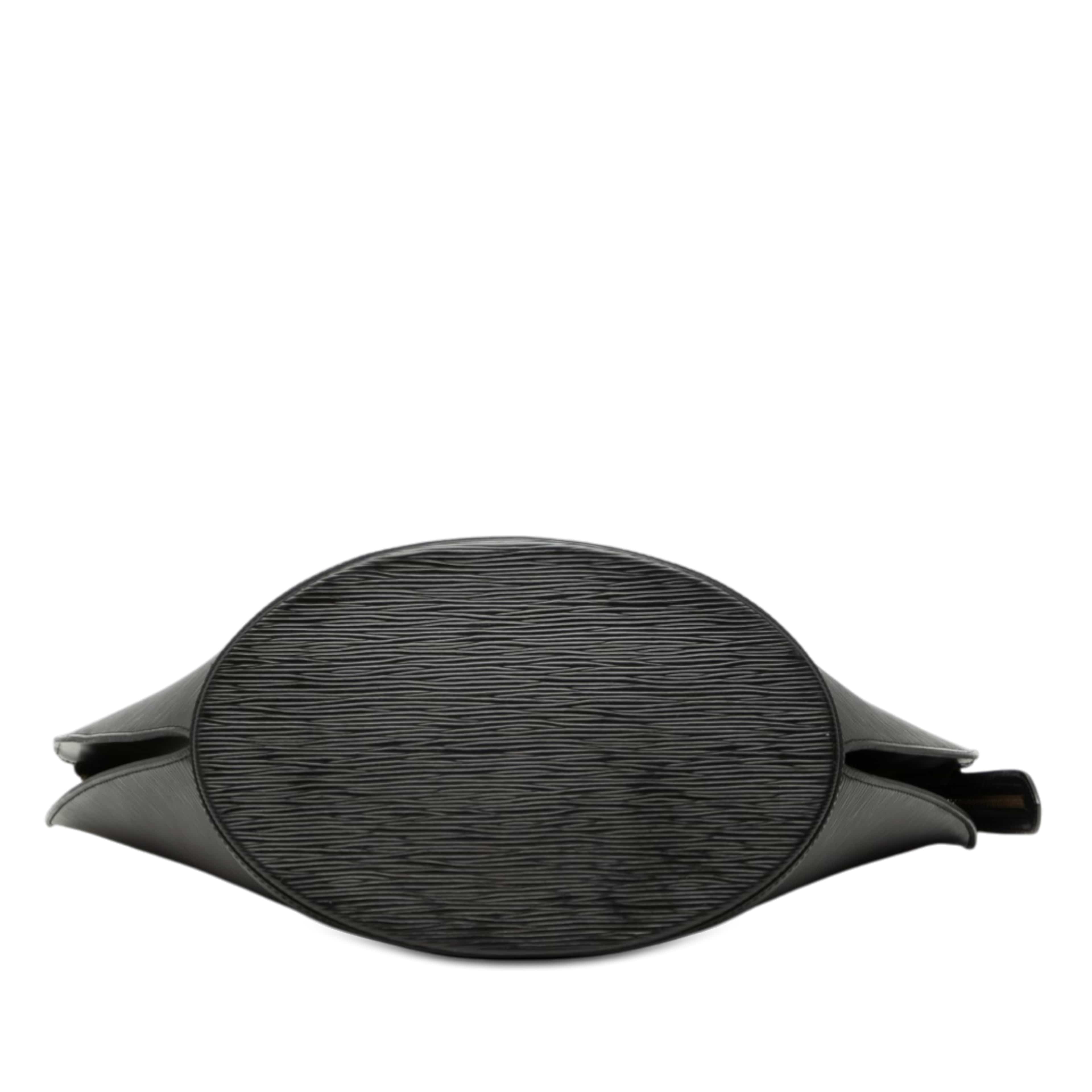 Louis Vuitton Epi Saint Jacques Gm Long Strap, från Luxclusif, i färgen svart. Klicka för att öppna bilden i stort format