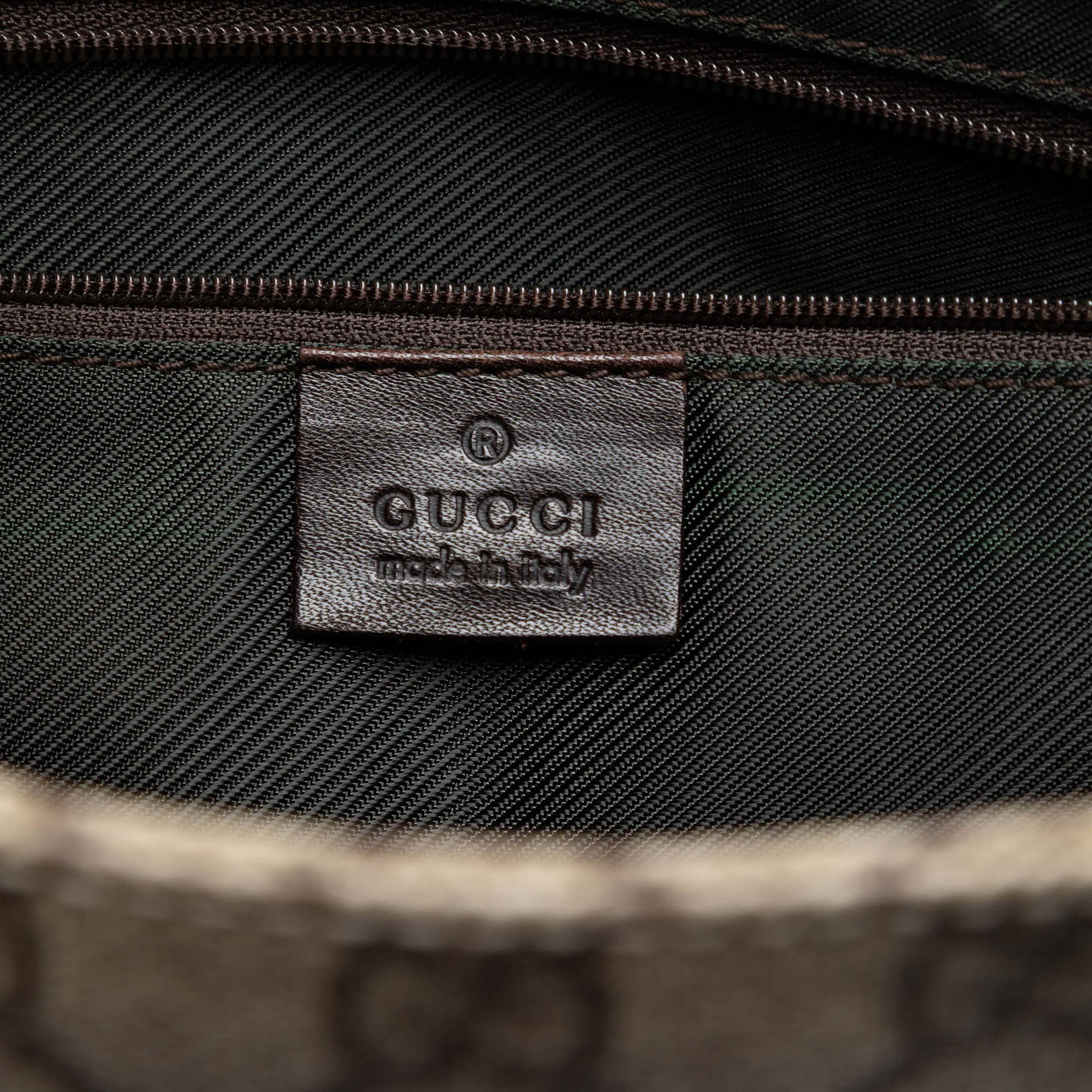 Gucci Gg Supreme Tote, från Luxclusif, i färgen beige. Klicka för att öppna bilden i stort format