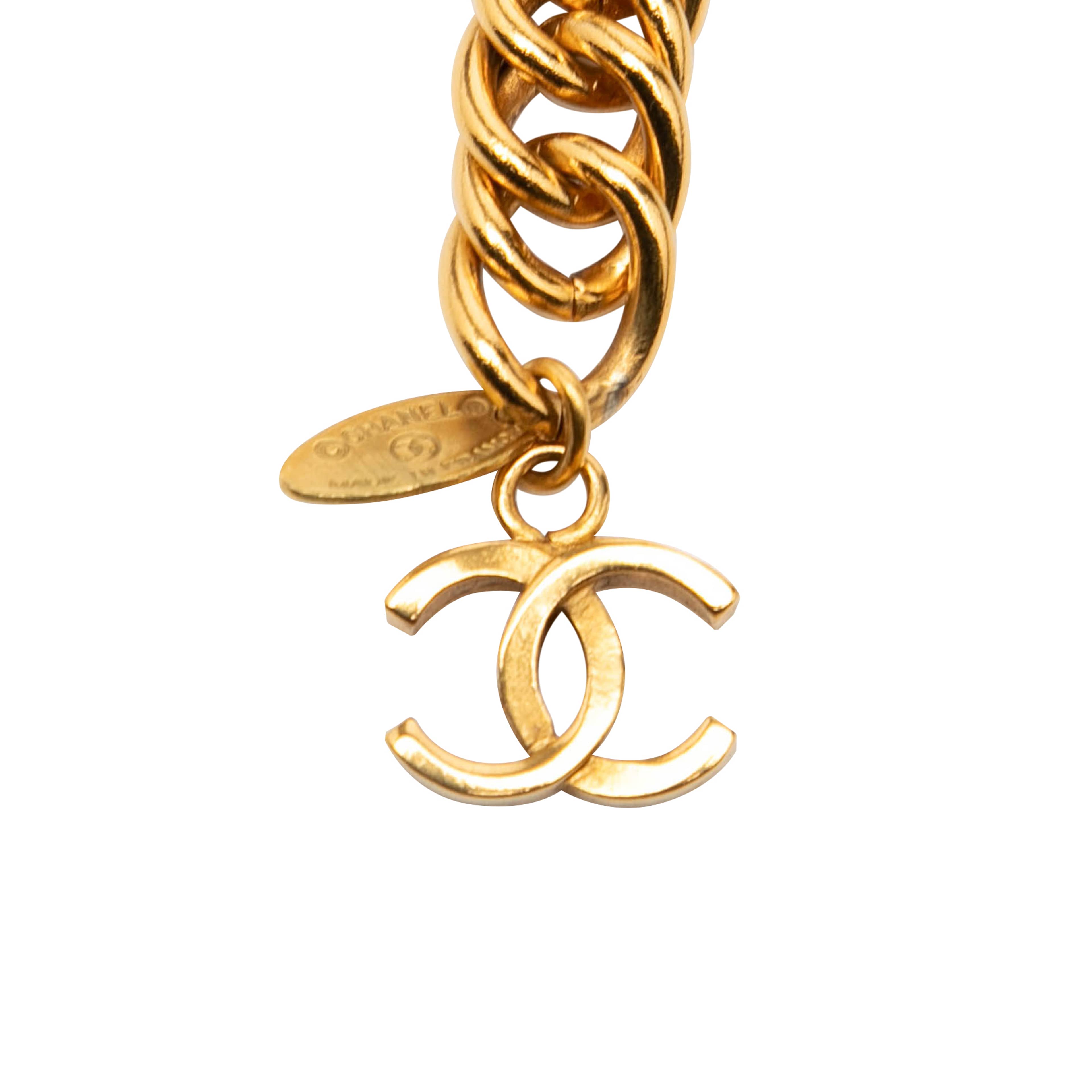 Chanel Cc Gold Plated Double Sun Chain Link Belt, från Luxclusif, i färgen gold. Klicka för att öppna bilden i stort format