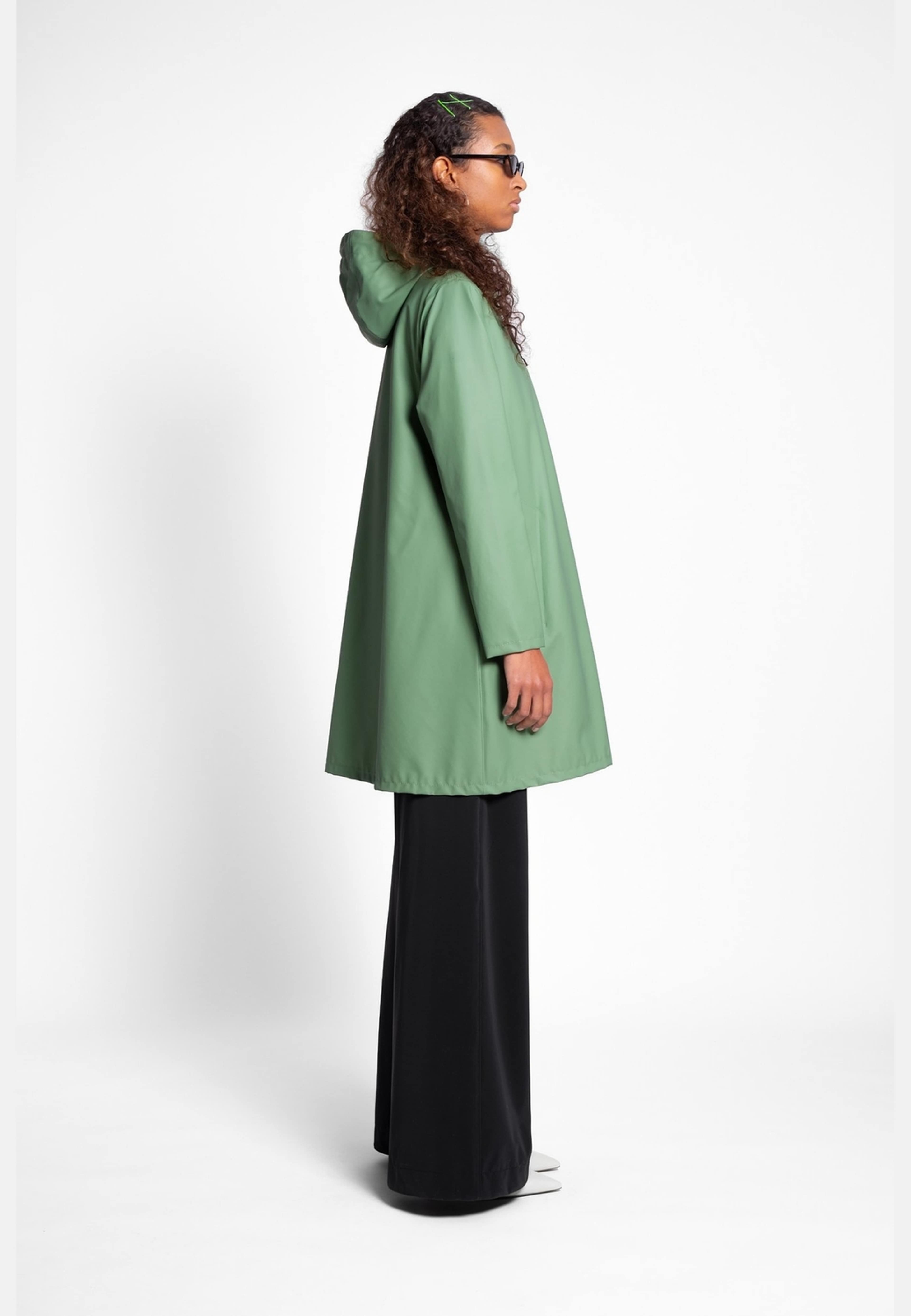 Mosebacke Lightweight Zip Raincoat