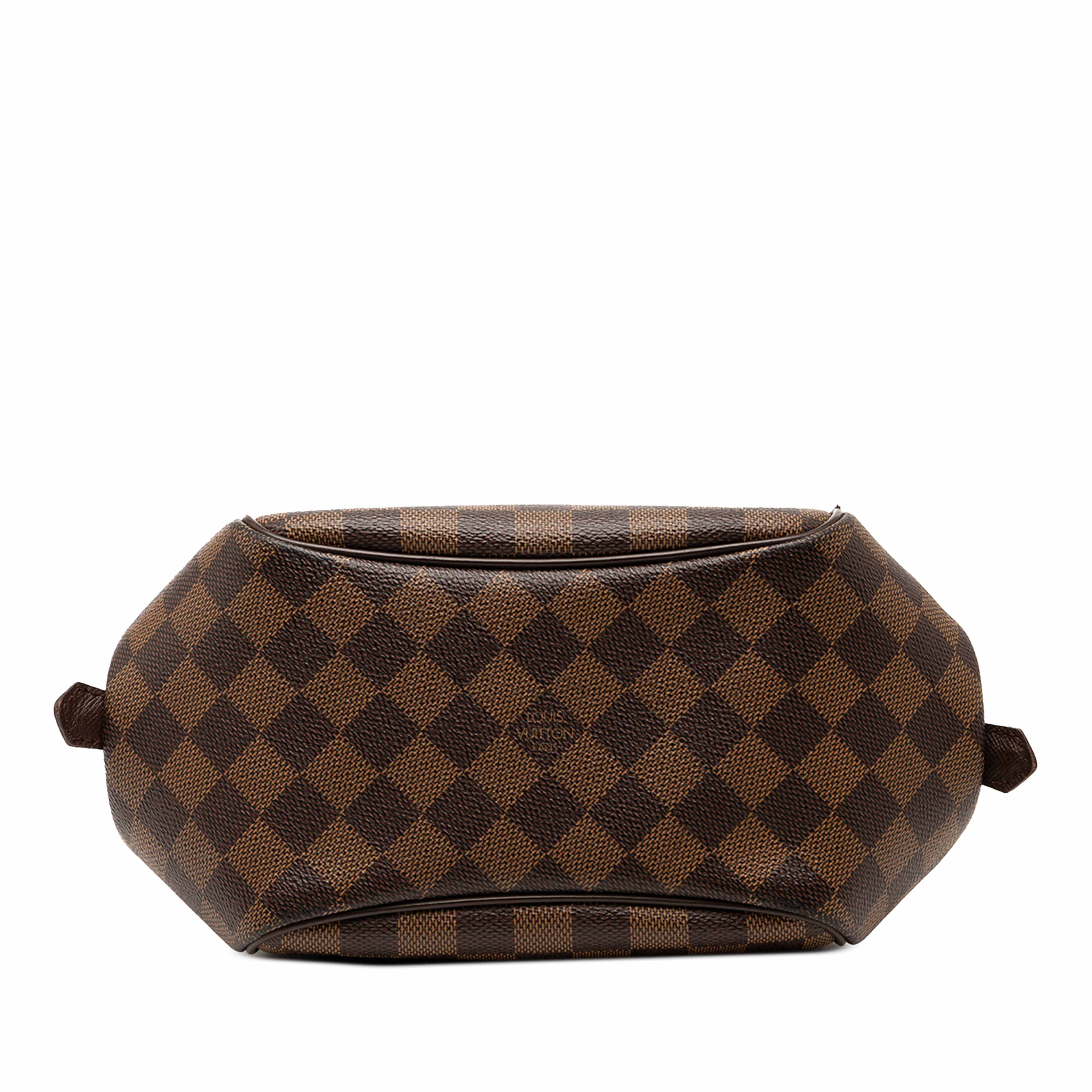 Louis Vuitton Damier Ebene Belem Pm, från Luxclusif, i färgen brown. Klicka för att öppna bilden i stort format