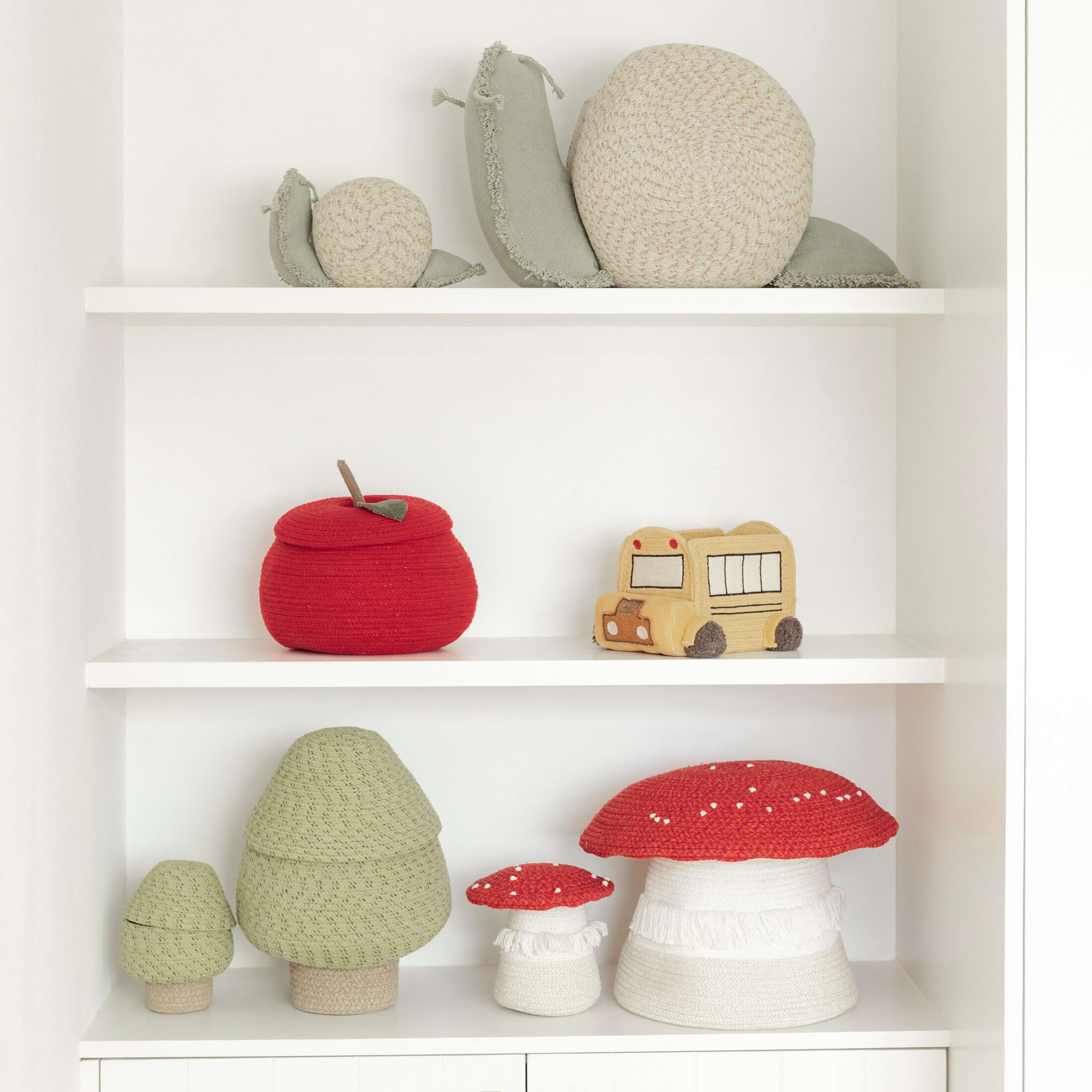 Korgsnigel, från LORENA CANALS, i färgen ljusgrön, honung, grå, vintage nude. Klicka för att öppna bilden i stort format