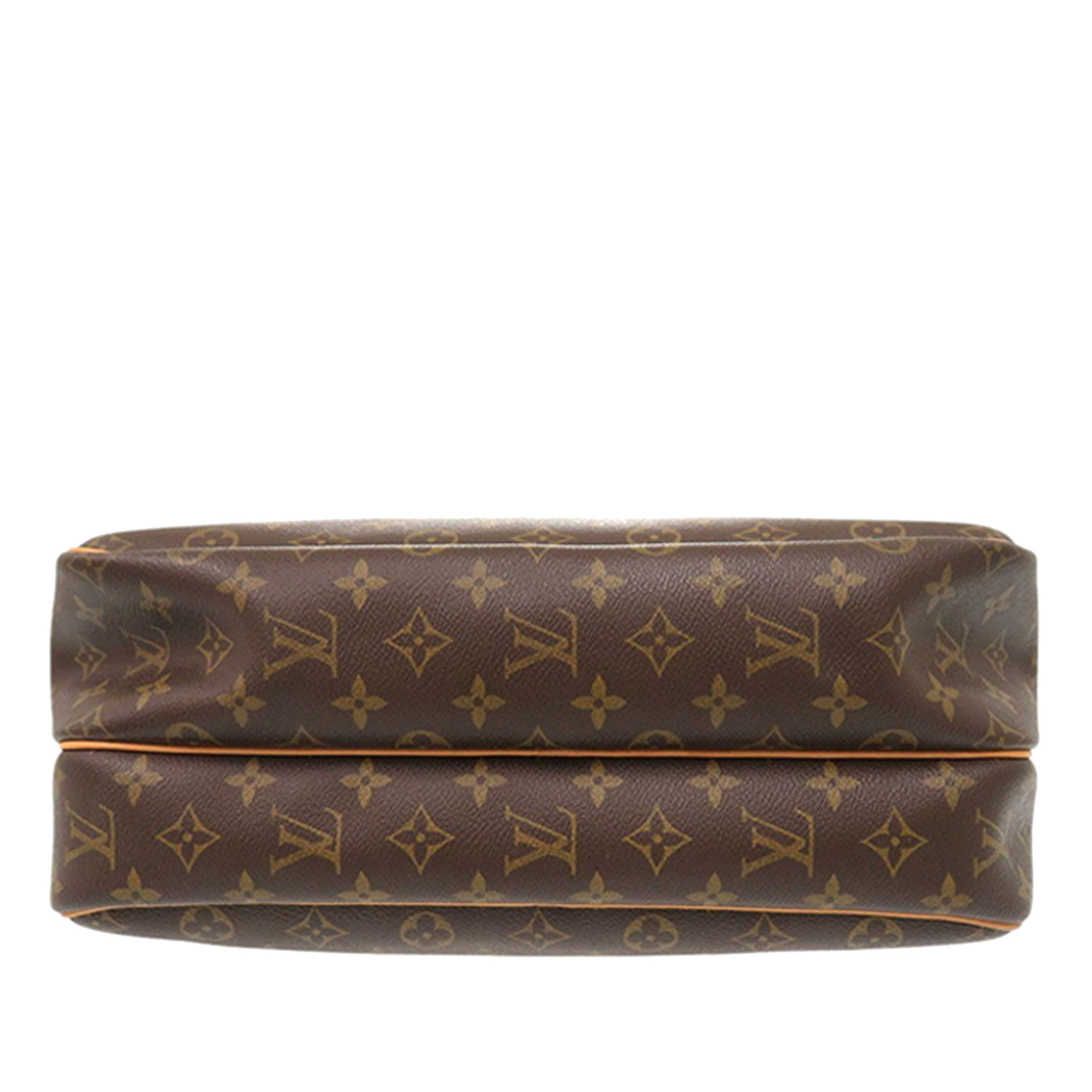 Louis Vuitton Monogram Reporter Gm, från Luxclusif, i färgen brun. Klicka för att öppna bilden i stort format