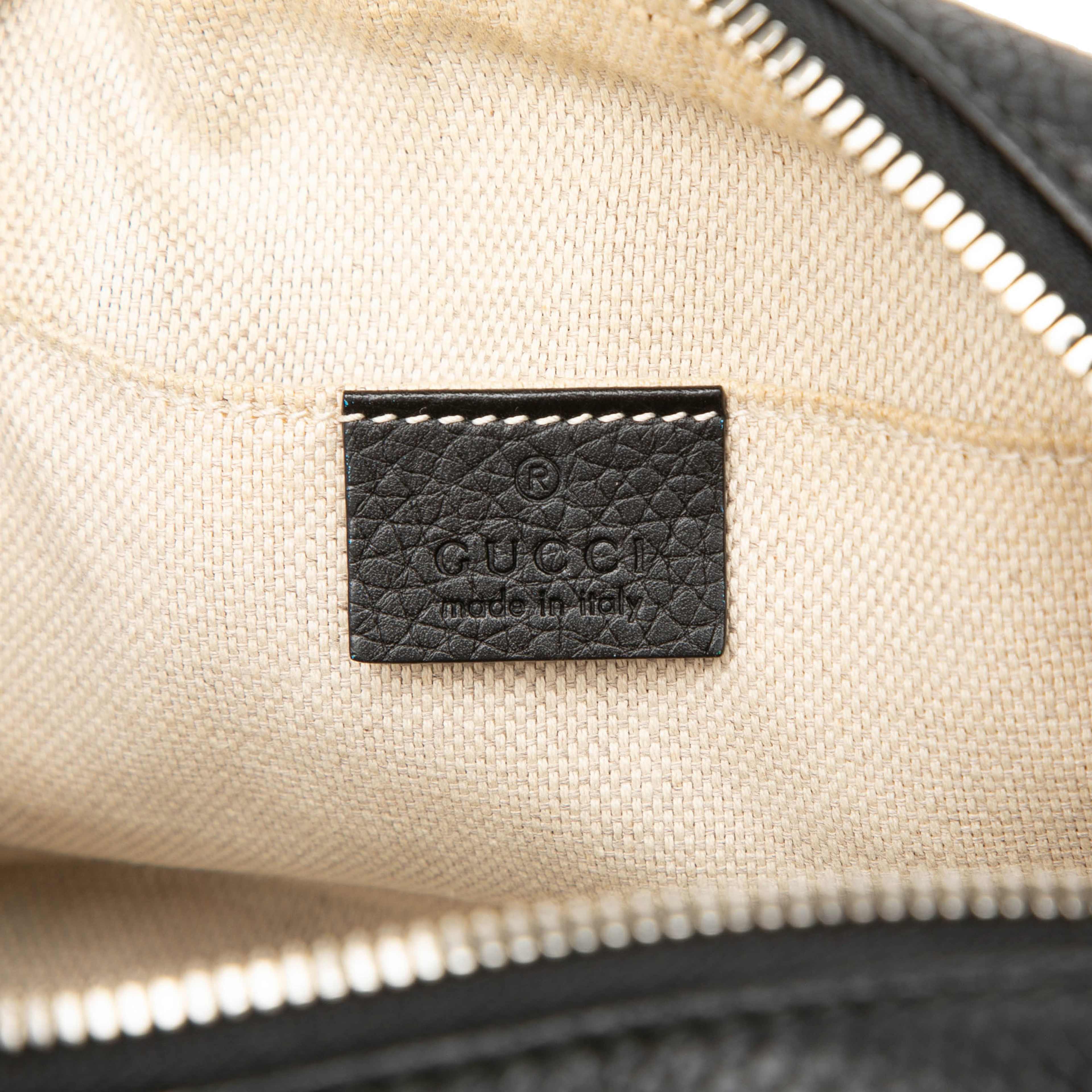 Gucci Calfskin Soho Disco Crossbody, från Luxclusif, i färgen svart. Klicka för att öppna bilden i stort format