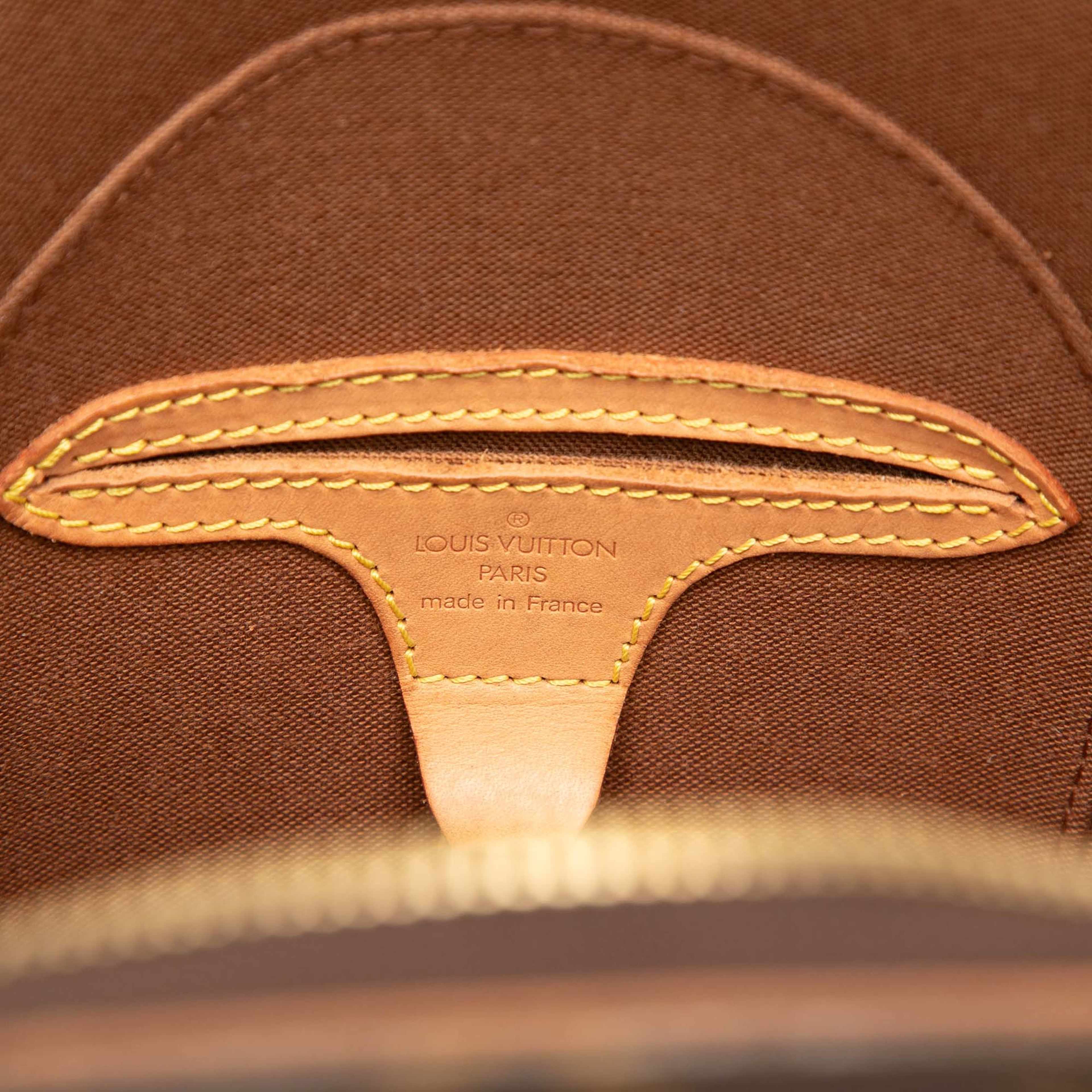 Louis Vuitton Monogram Ellipse Pm, från Luxclusif, i färgen brun. Klicka för att öppna bilden i stort format
