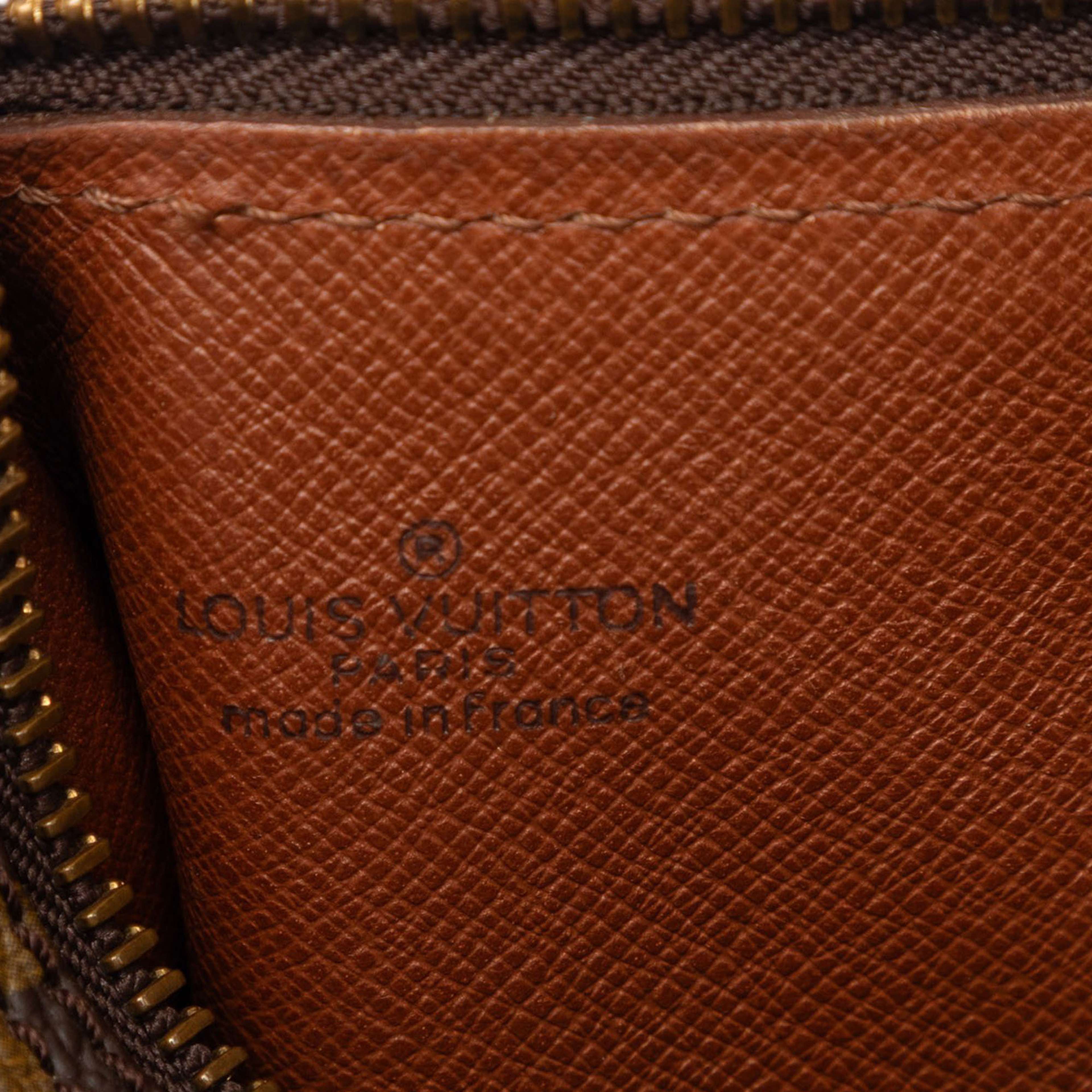 Louis Vuitton Monogram Papillon 30, från Luxclusif, i färgen brun. Klicka för att öppna bilden i stort format