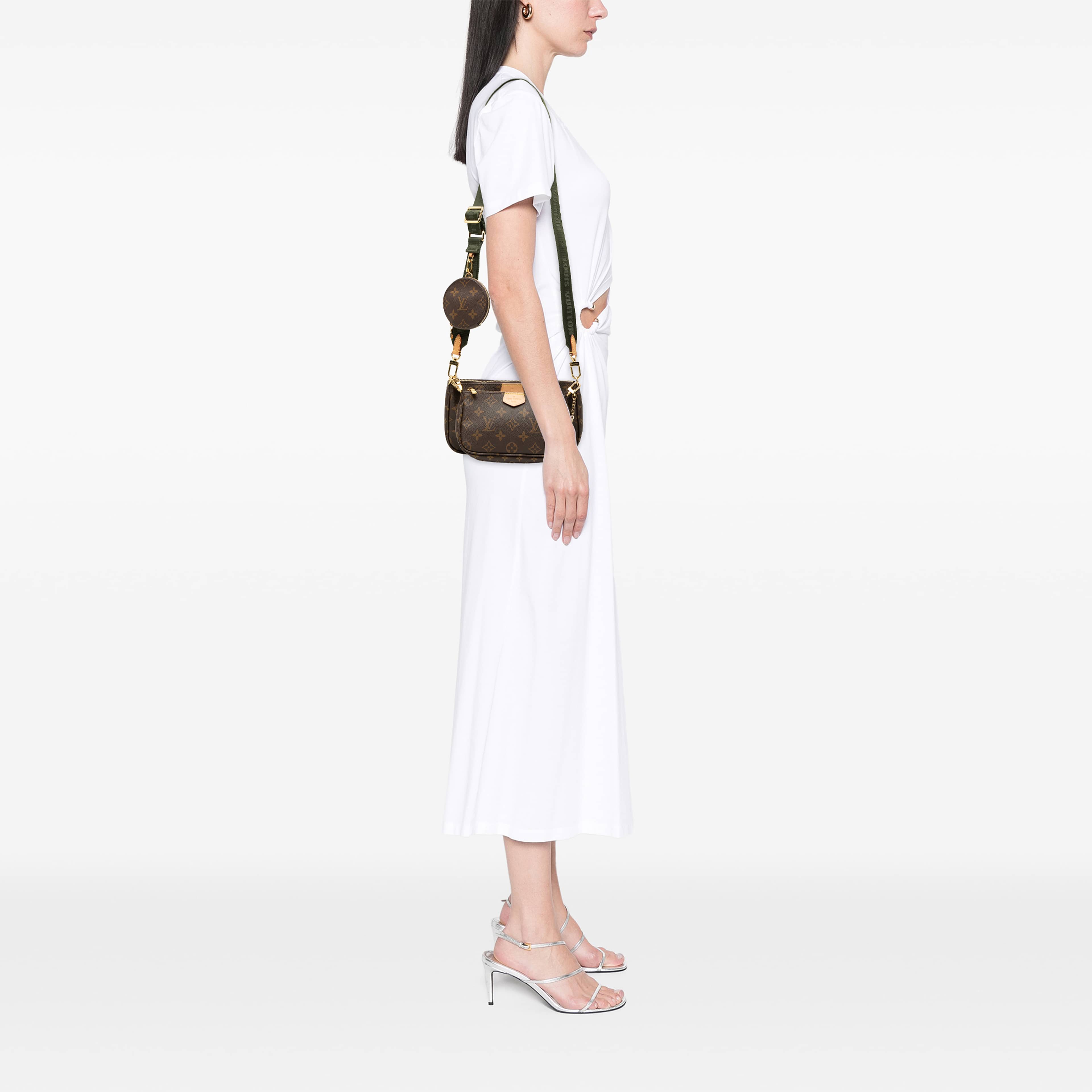Louis Vuitton Monogram Multi Pochette Accessoires, från Luxclusif, i färgen brun. Klicka för att öppna bilden i stort format