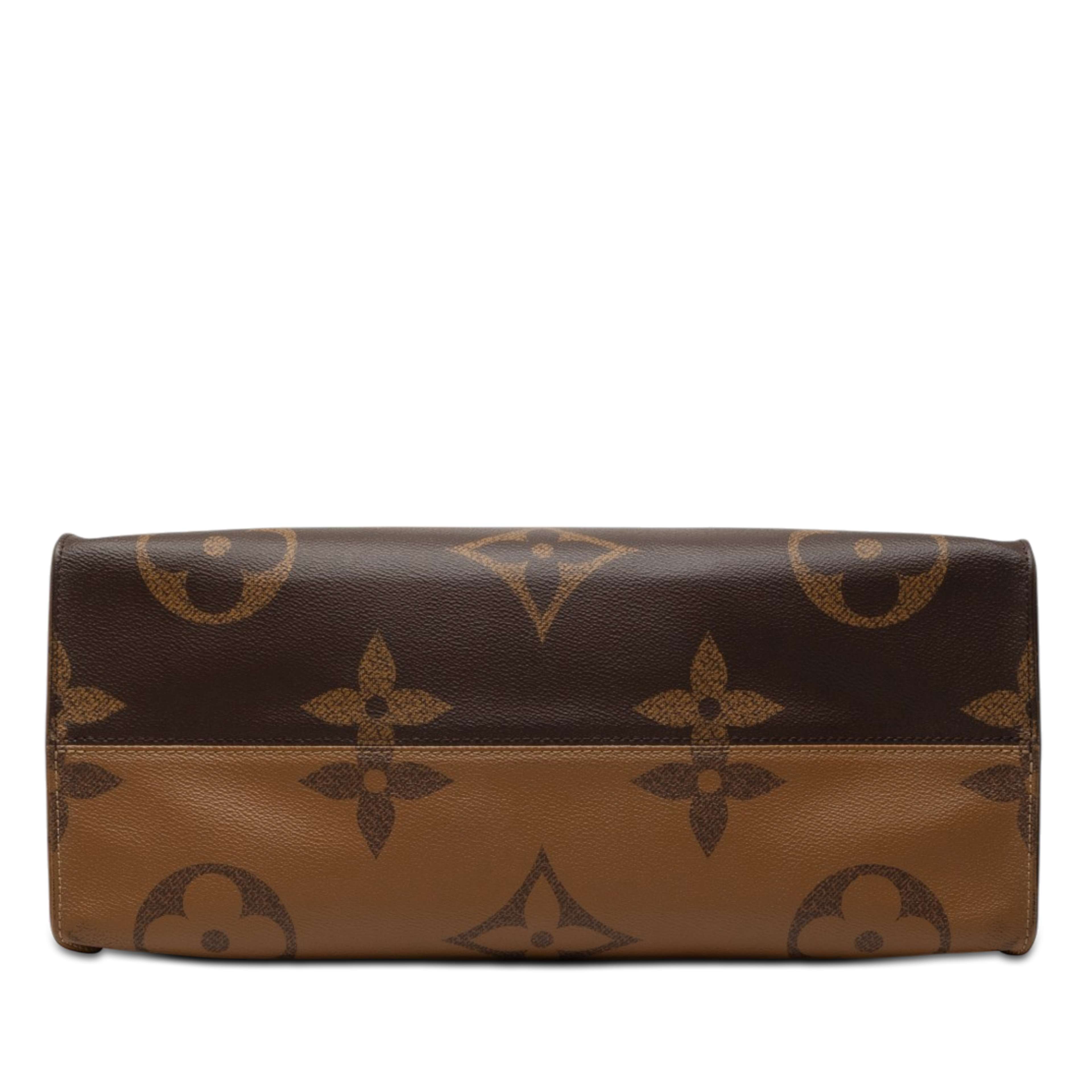 Louis Vuitton Monogram Reverse Giant Onthego Gm, från Luxclusif, i färgen brun. Klicka för att öppna bilden i stort format