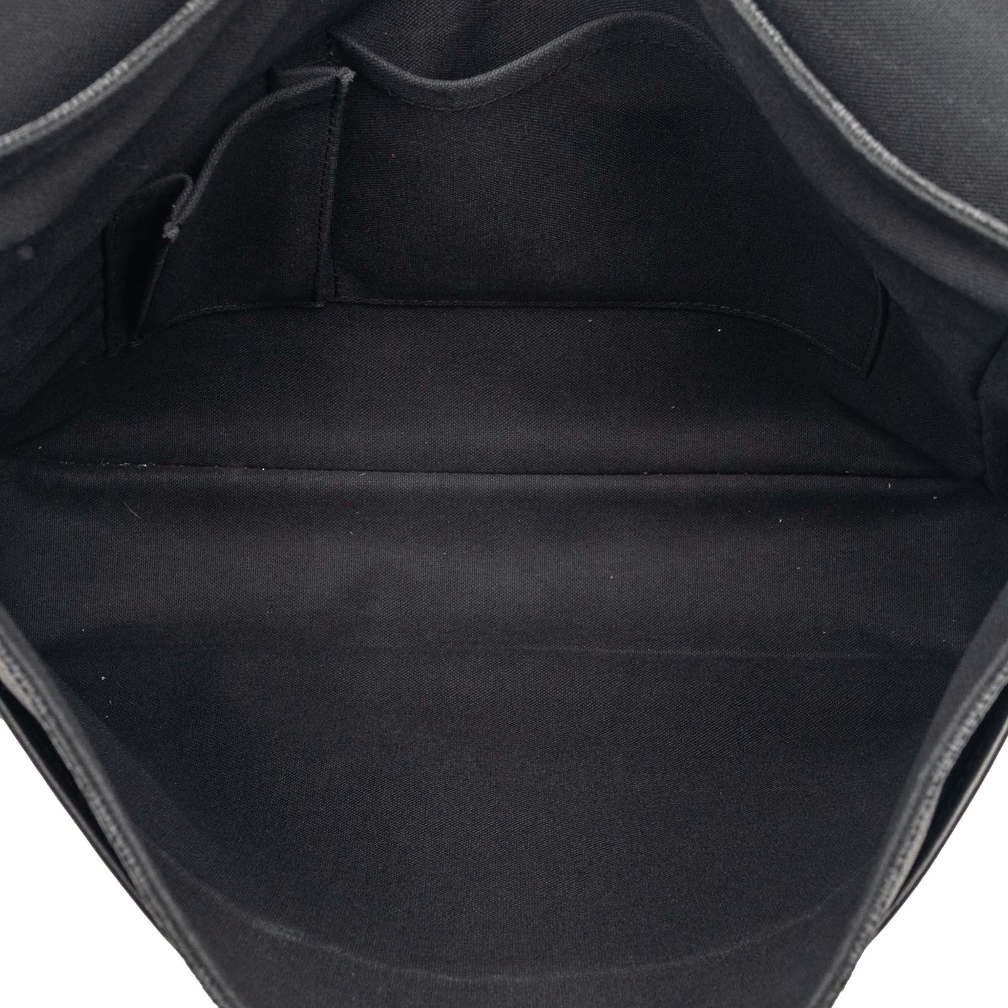 Louis Vuitton Damier Graphite Daniel Mm, från Luxclusif, i färgen black. Klicka för att öppna bilden i stort format