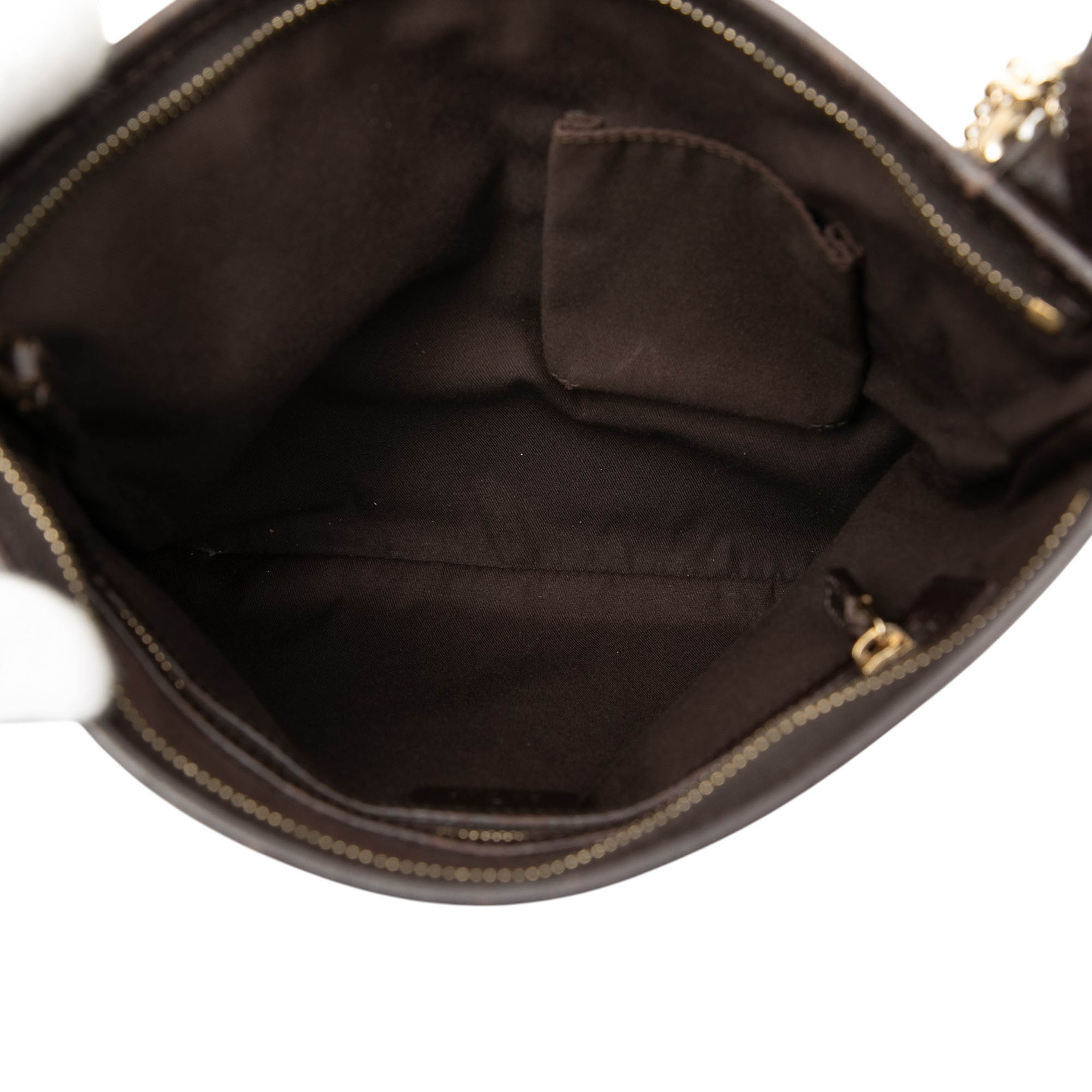 Gucci Gg Canvas Jolicoeur Crossbody, från Luxclusif, i färgen beige. Klicka för att öppna bilden i stort format