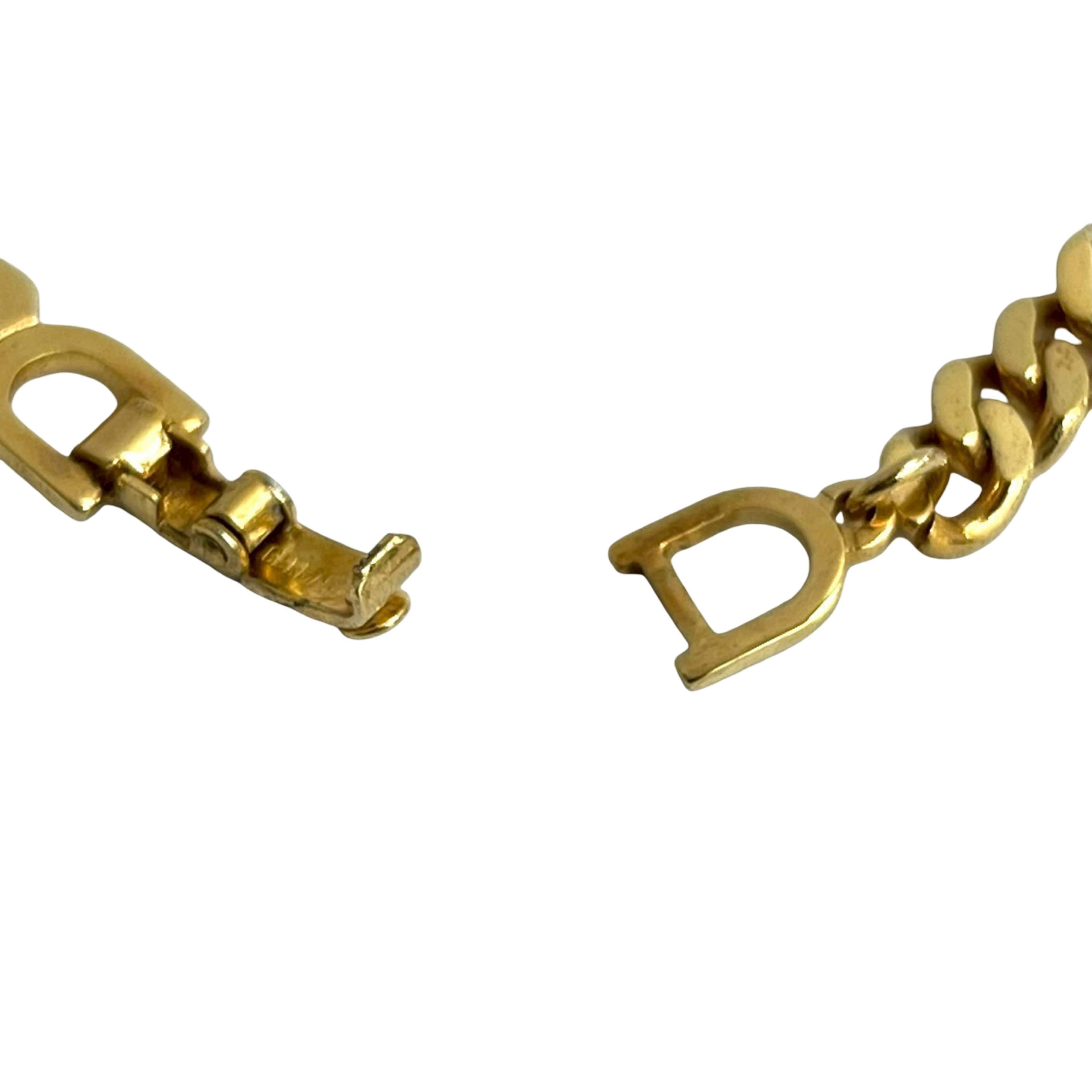 Dior Gold Plated Cd Logo Rhinestone Cuban Chain Link Necklace, från Luxclusif, i färgen gold. Klicka för att öppna bilden i stort format