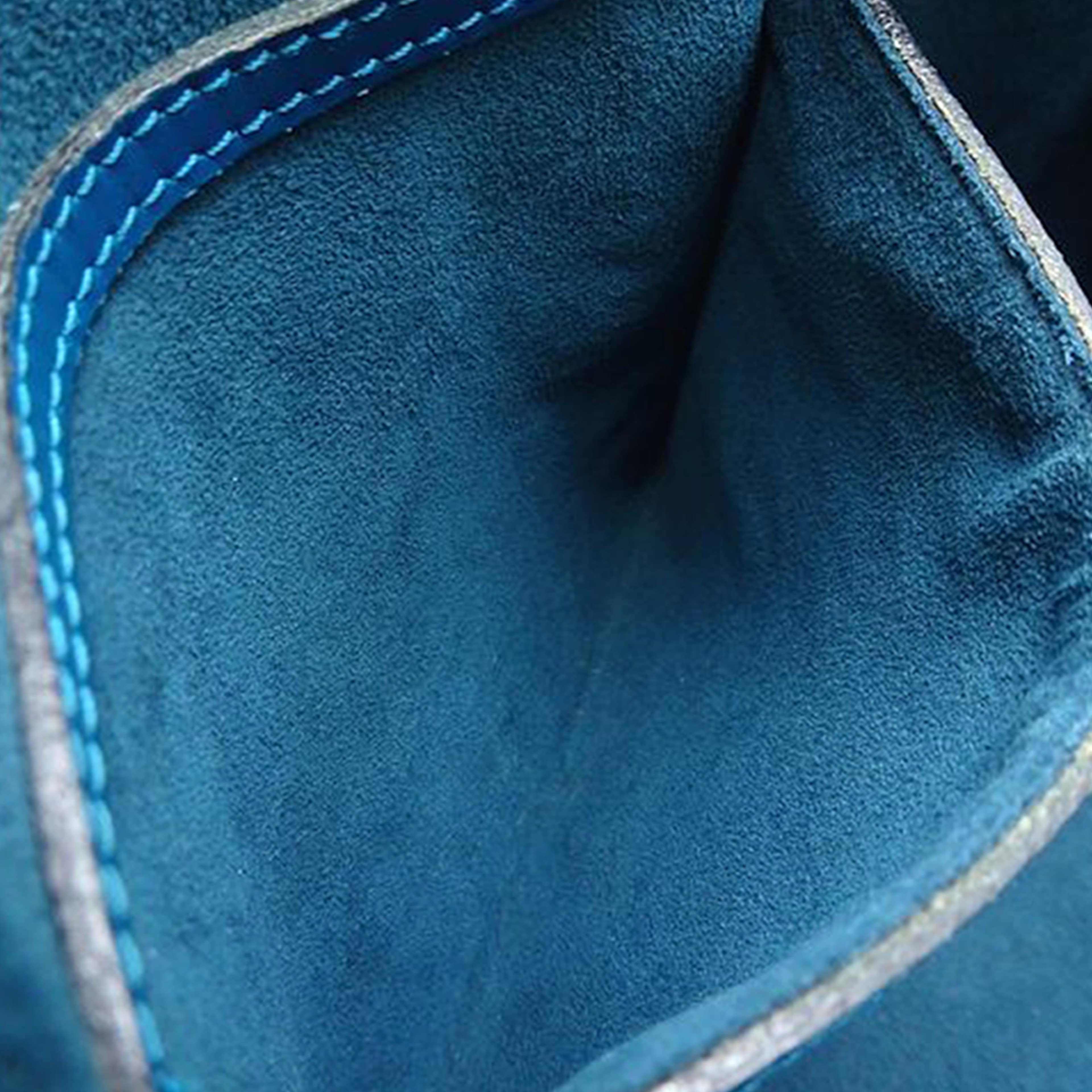 Louis Vuitton Epi Alma Pm, från Luxclusif, i färgen blue. Klicka för att öppna bilden i stort format