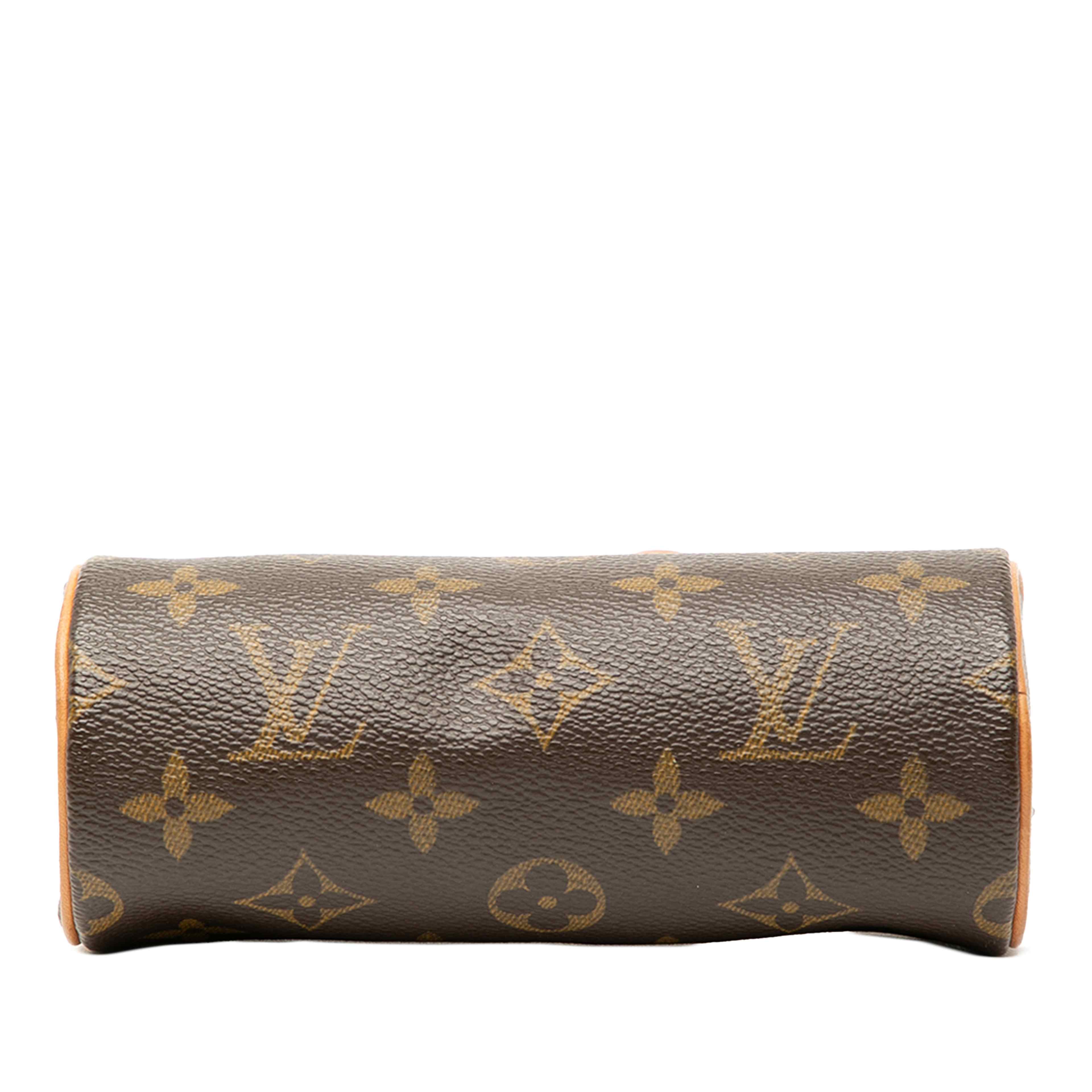 Louis Vuitton Monogram Papillon Pochette, från Luxclusif, i färgen brown. Klicka för att öppna bilden i stort format