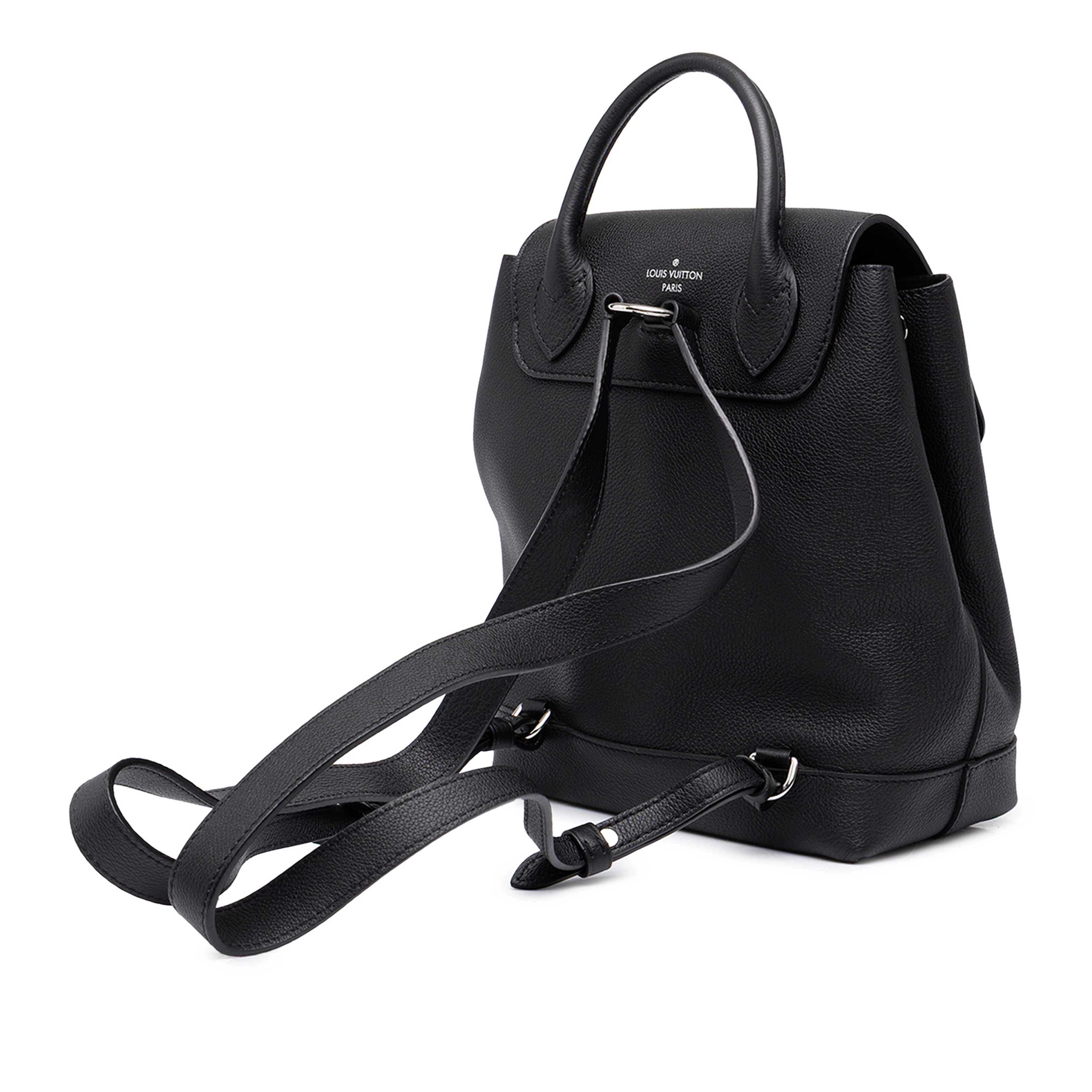 Louis Vuitton Taurillon Lockme Backpack, från Luxclusif, i färgen svart. Klicka för att öppna bilden i stort format