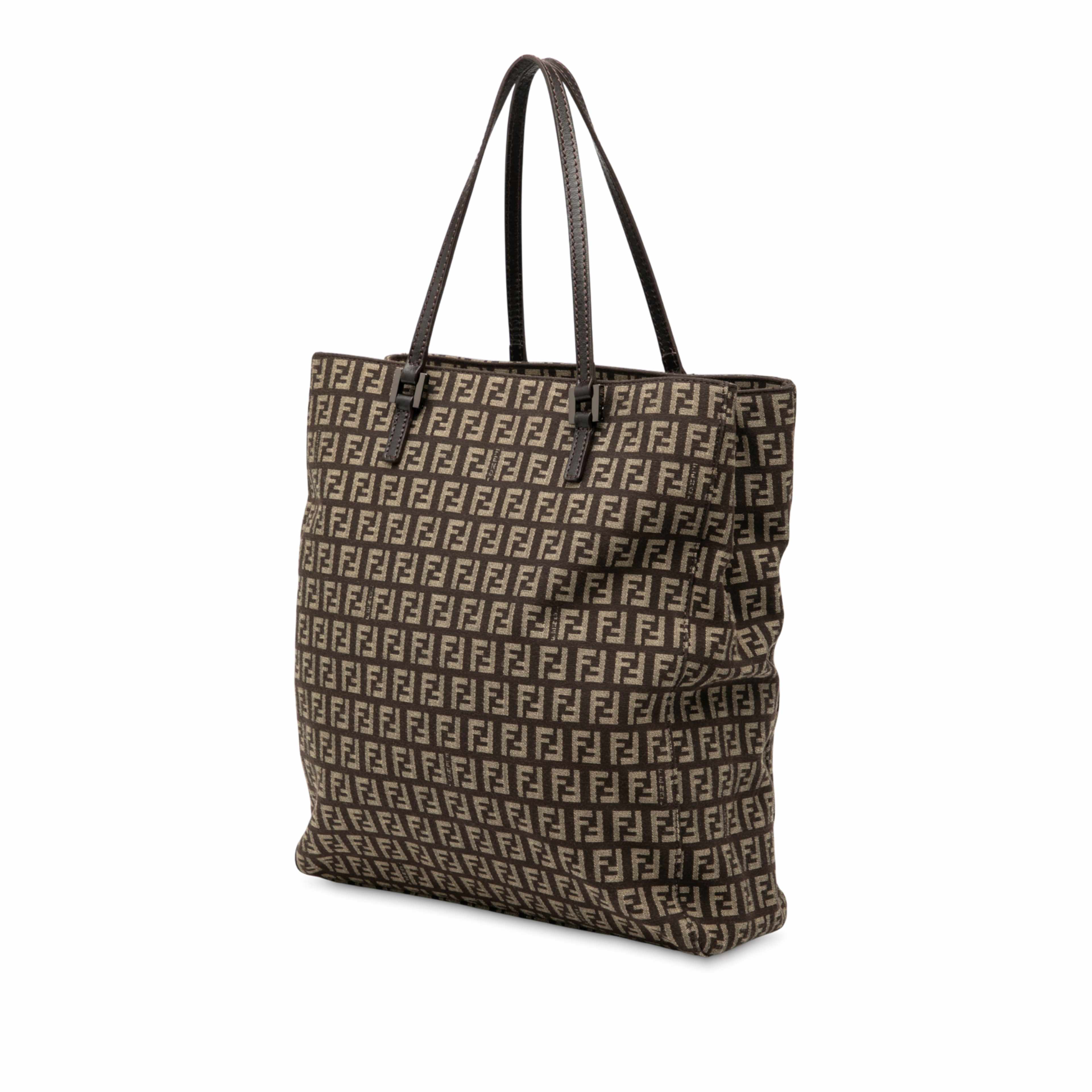 Fendi Zucchino Canvas Tote, från Luxclusif, i färgen brun. Klicka för att öppna bilden i stort format