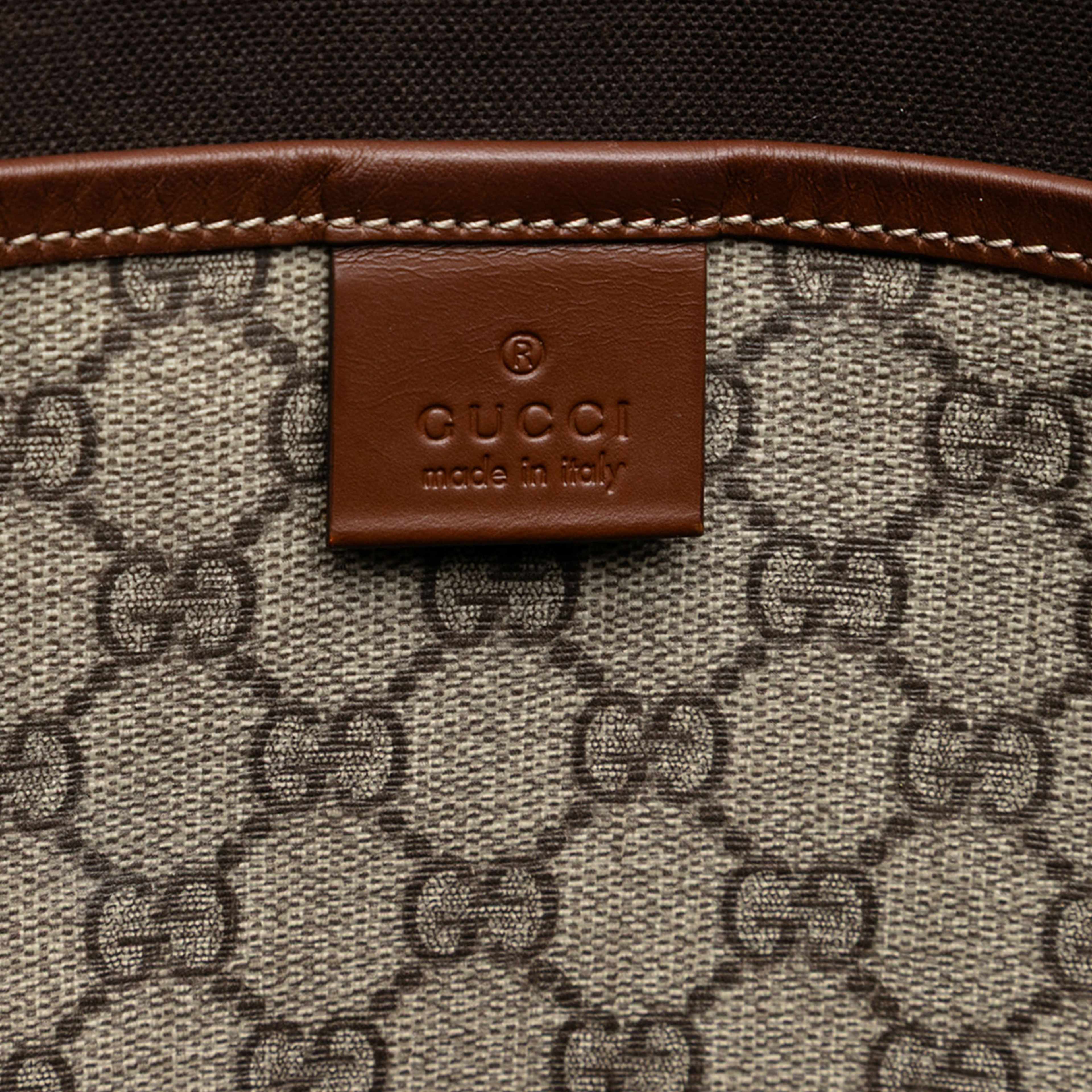 Gucci Large Gg Supreme Web Loop Tote, från Luxclusif, i färgen beige. Klicka för att öppna bilden i stort format