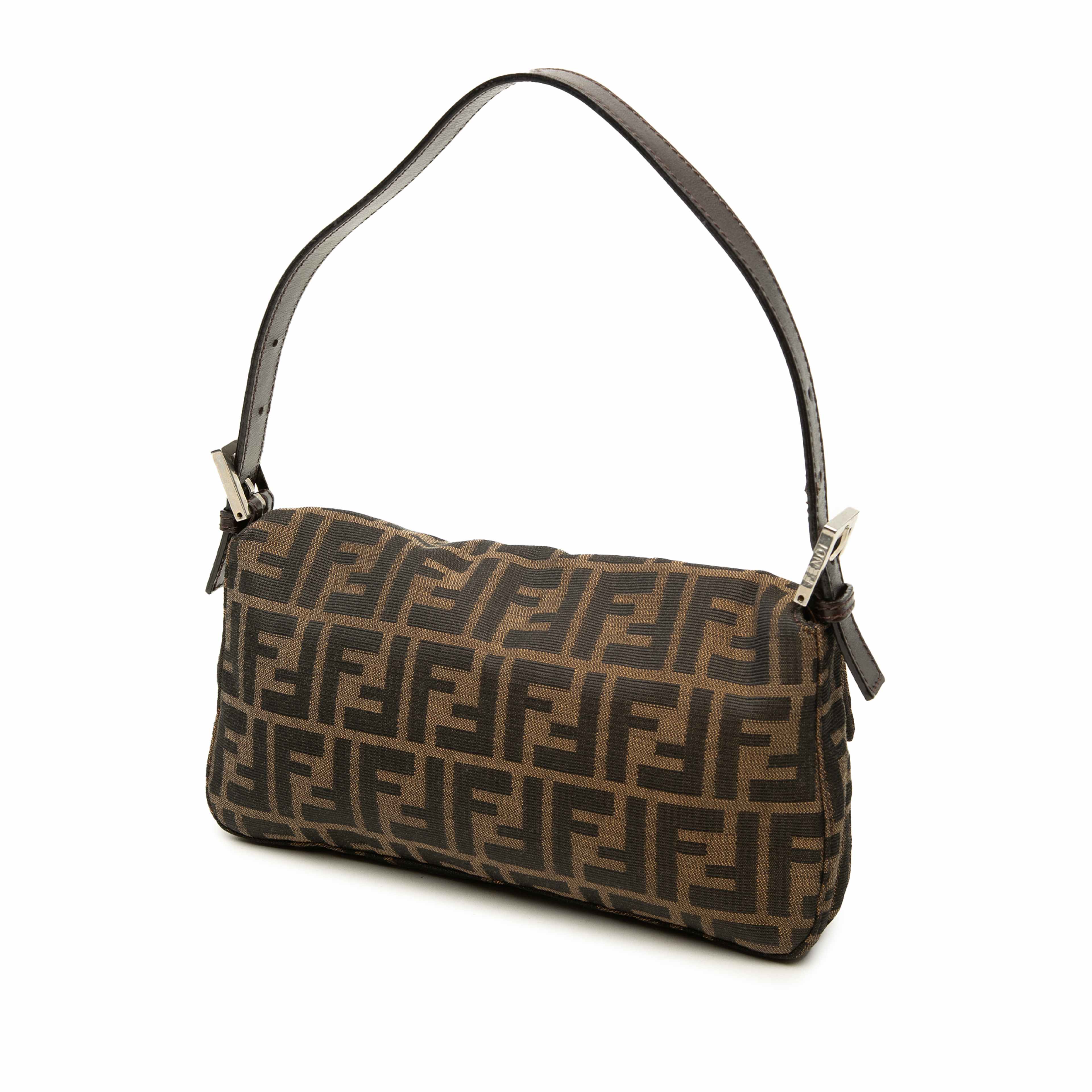 Fendi Zucca Canvas Baguette, från Luxclusif, i färgen brun. Klicka för att öppna bilden i stort format