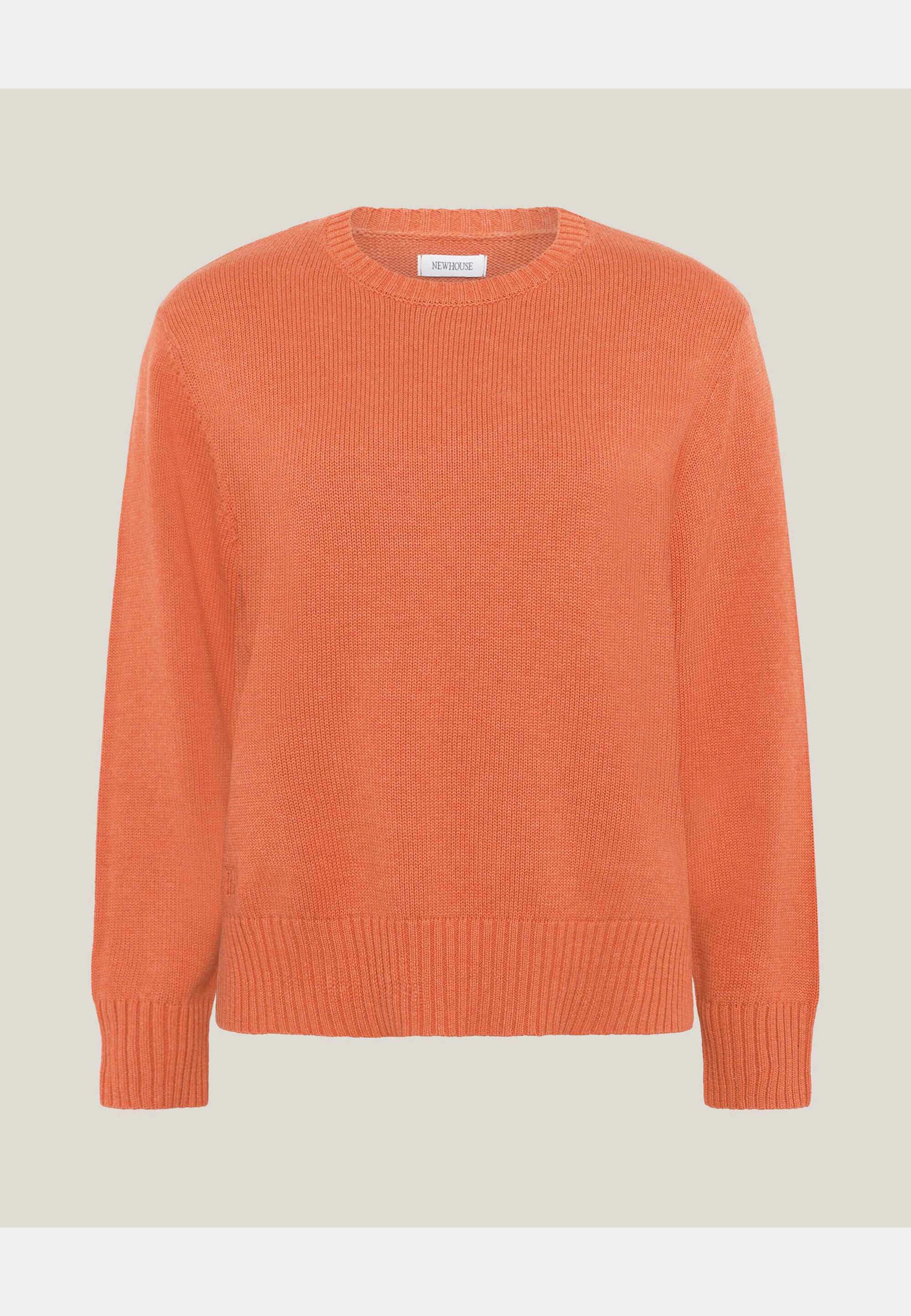 Roe Sweater, från Newhouse, i färgen orange. Klicka för att öppna bilden i stort format