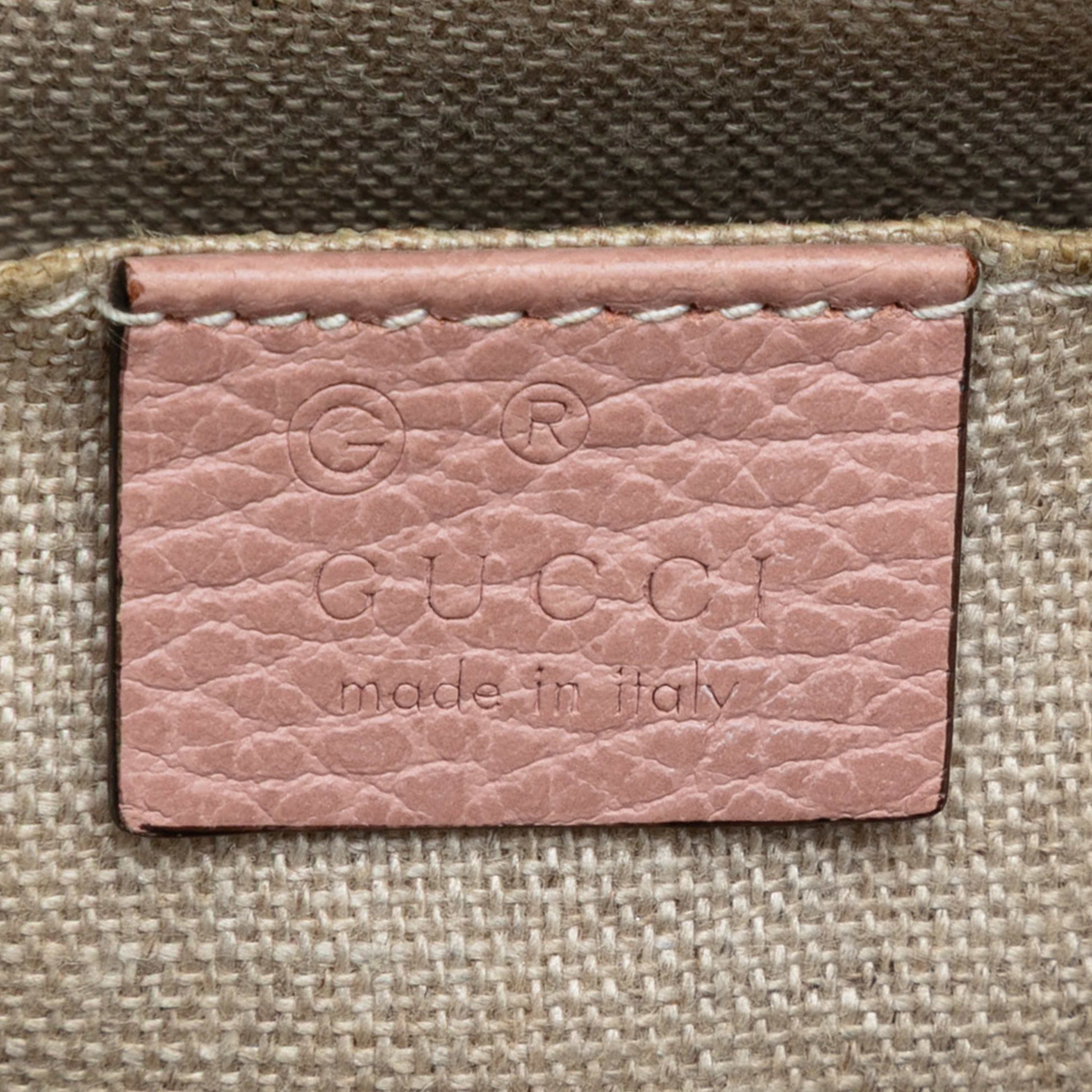 Gucci Mini Leather Gg Charm Dome Satchel, från Luxclusif, i färgen pink. Klicka för att öppna bilden i stort format