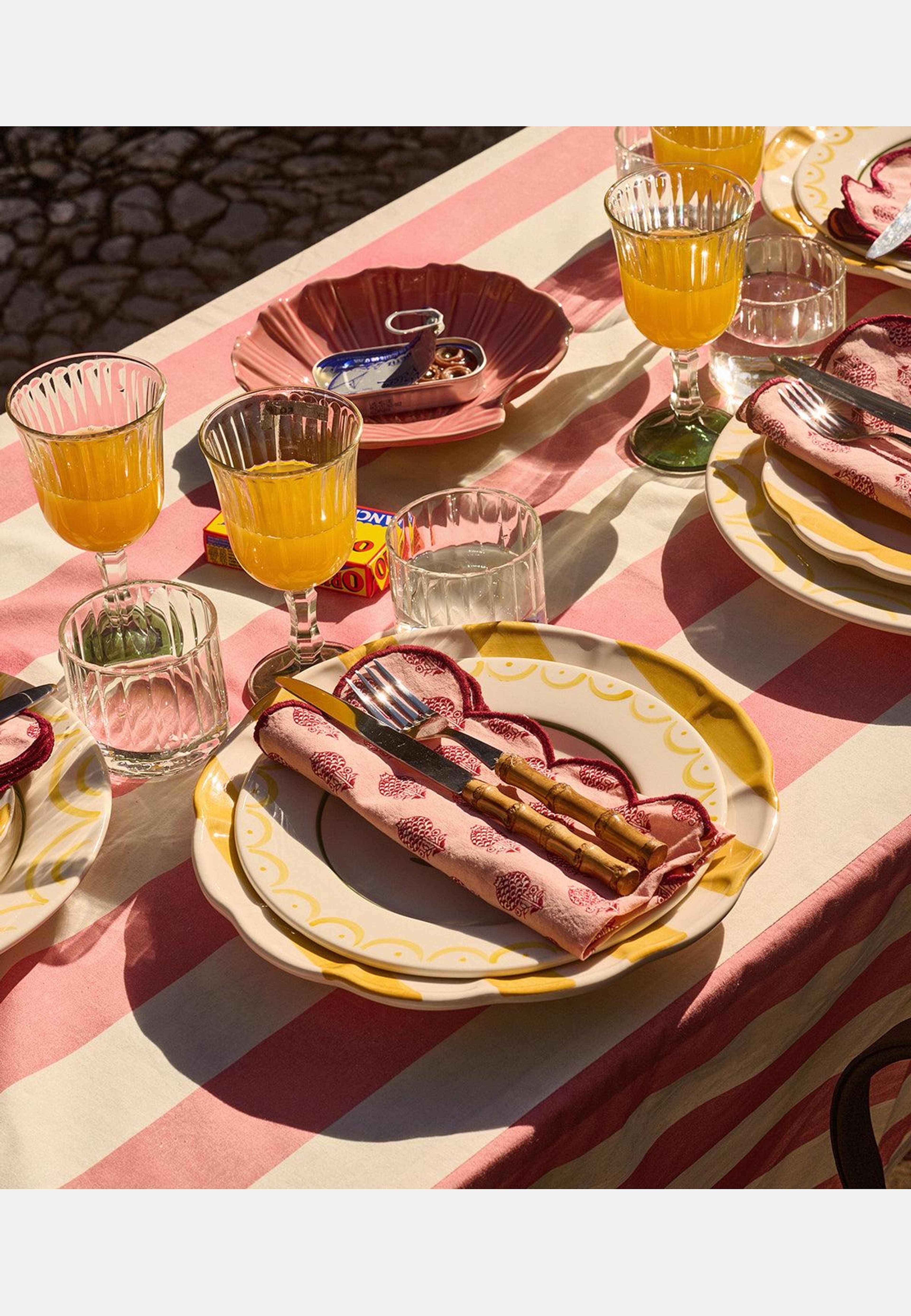 Poppy Seed Servett - 45x45 Cm, från Pick A Poppy, i färgen pink. Klicka för att öppna bilden i stort format