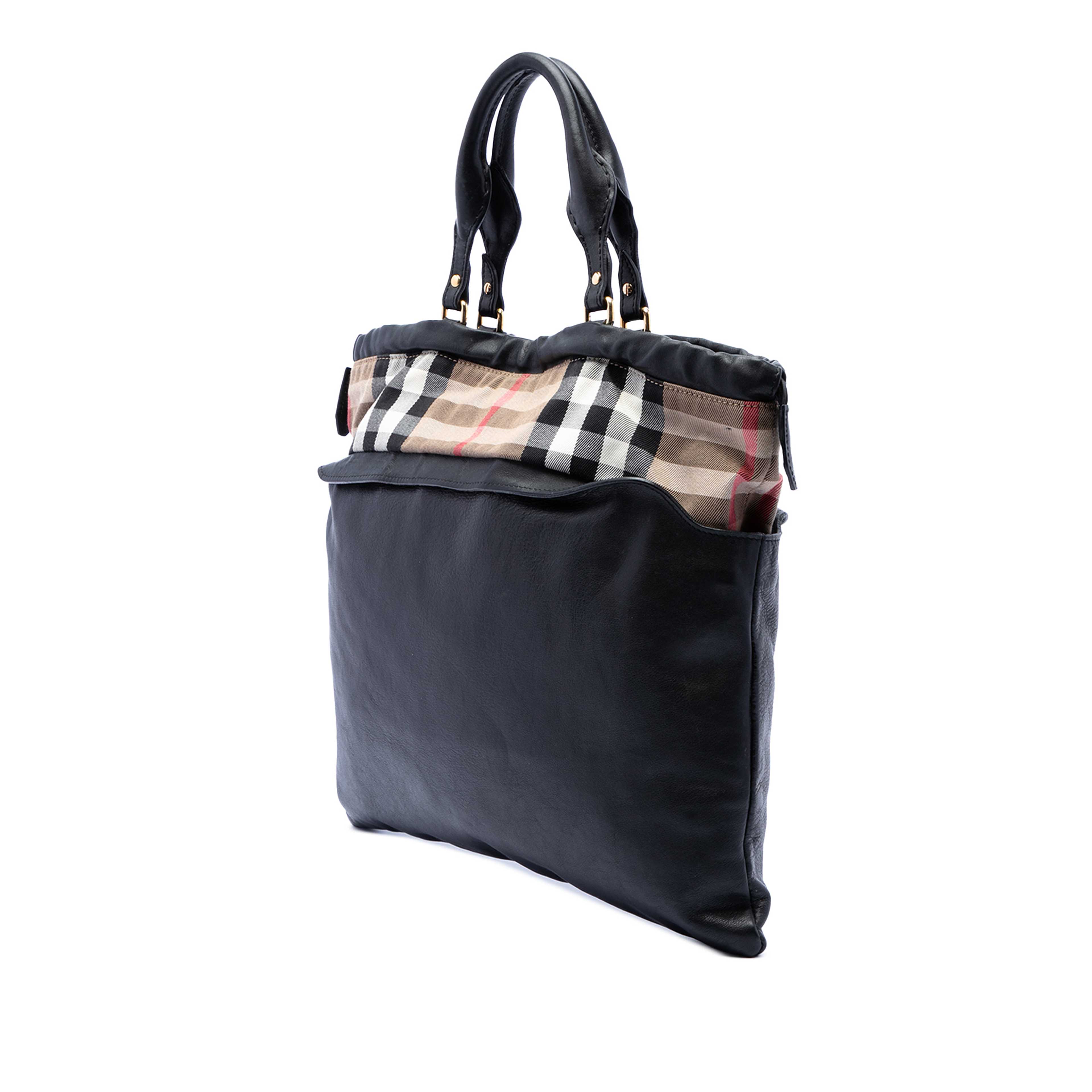 Burberry House Check Trimmed Leather Big Crush Convertible Tote, från Luxclusif, i färgen black. Klicka för att öppna bilden i stort format