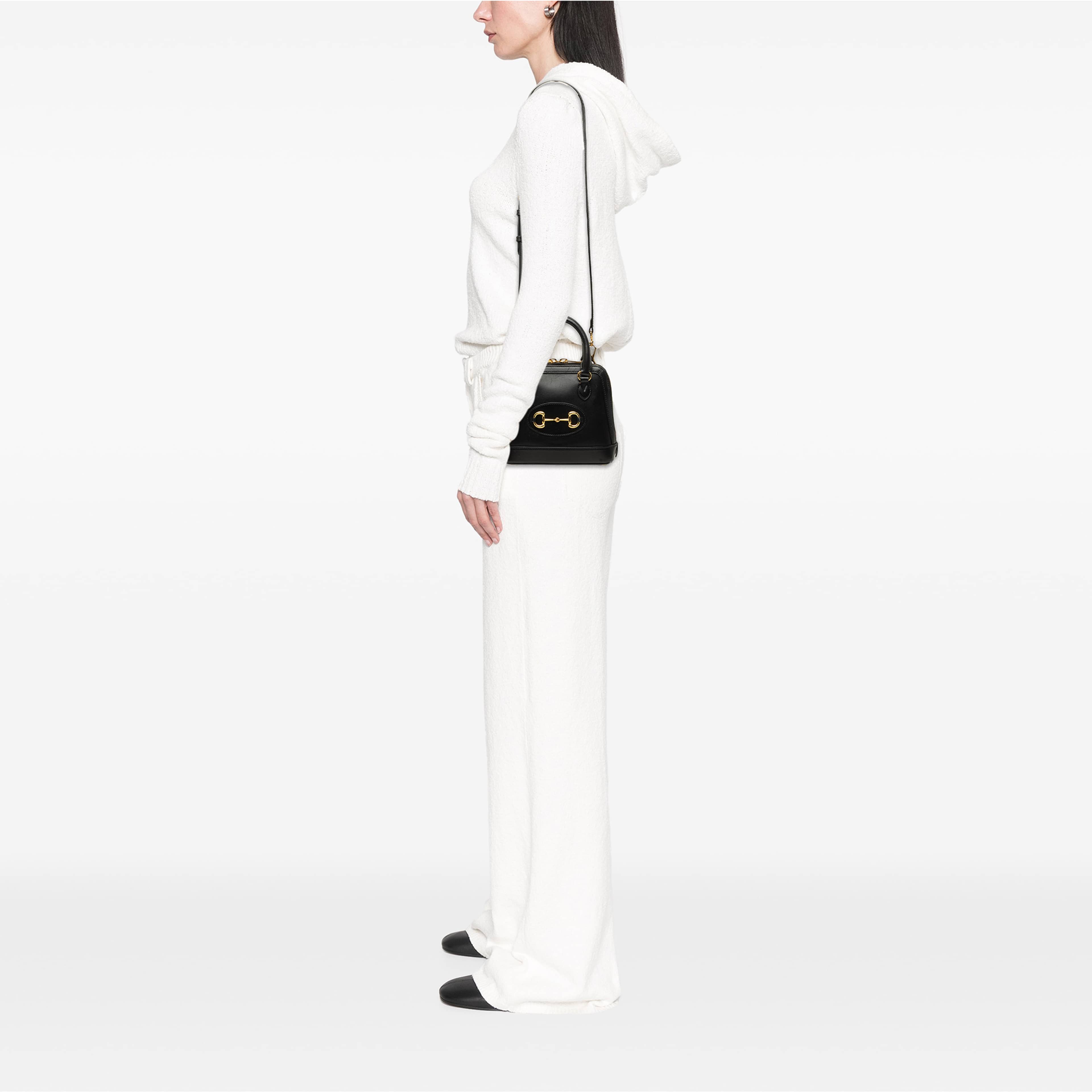 Gucci Small Calfskin Horsebit 1955 Satchel, från Luxclusif, i färgen svart. Klicka för att öppna bilden i stort format