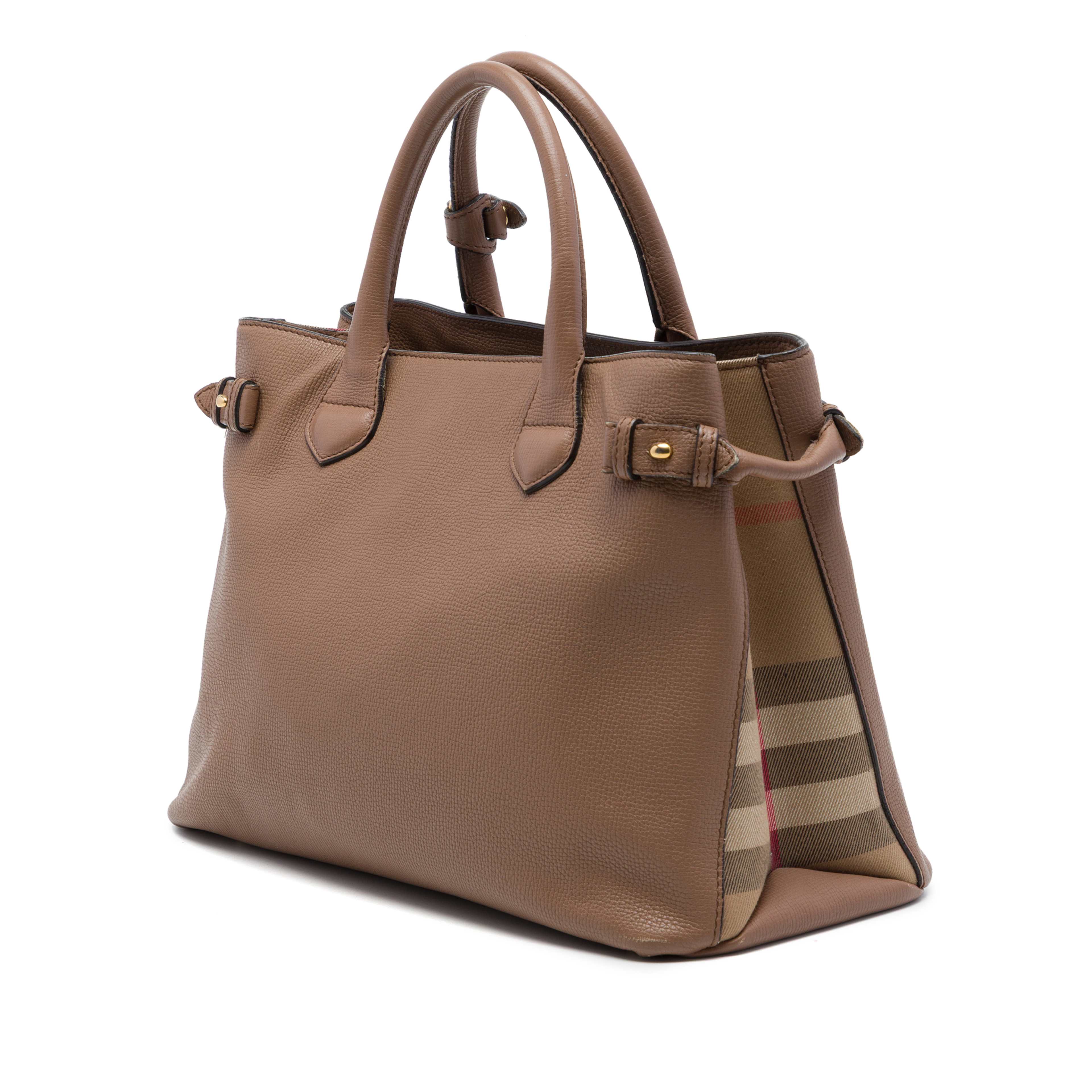Burberry Medium Calfskin And House Check Banner Satchel, från Luxclusif, i färgen brun. Klicka för att öppna bilden i stort format