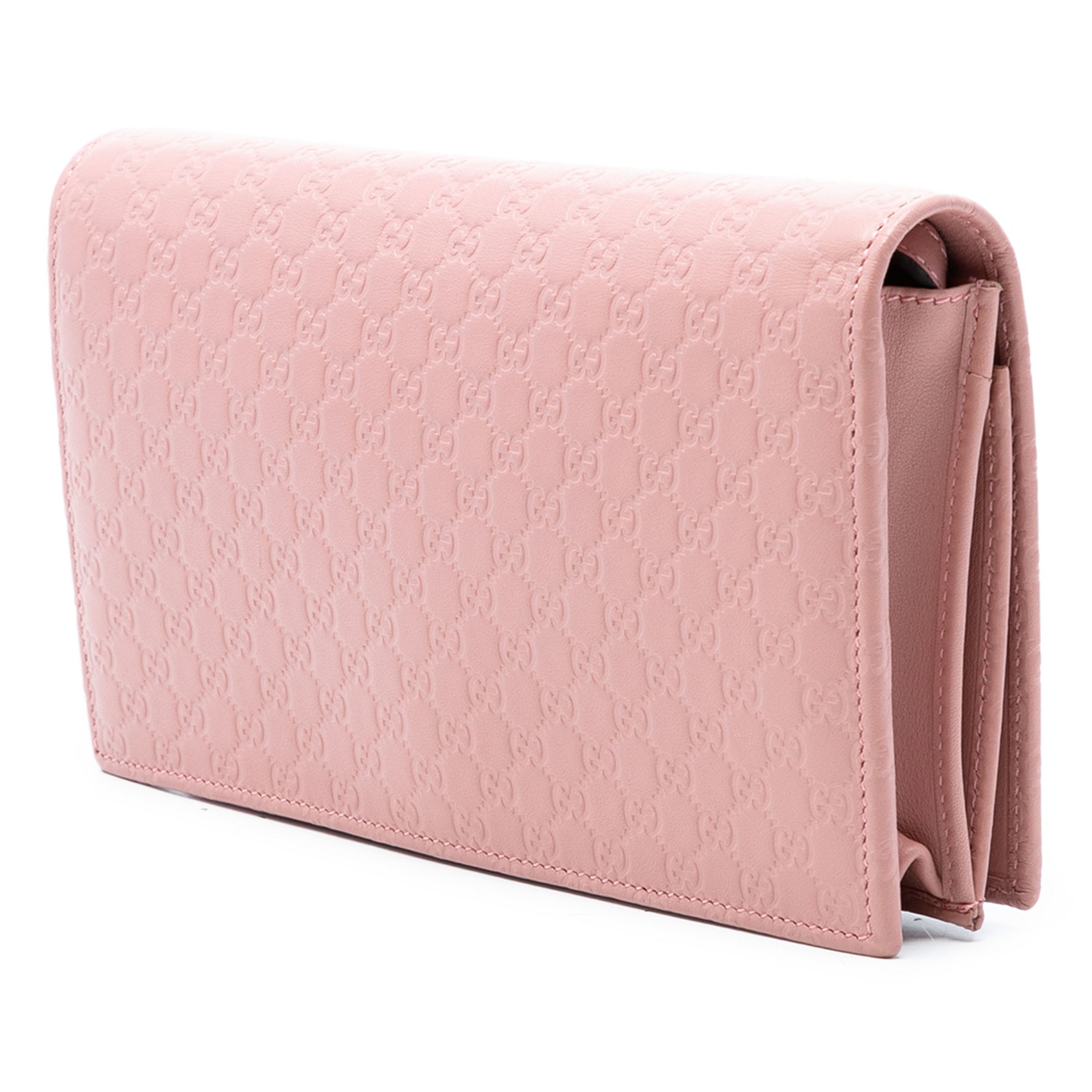 Gucci Microguccissima Wallet On Strap, från Luxclusif, i färgen rosa. Klicka för att öppna bilden i stort format