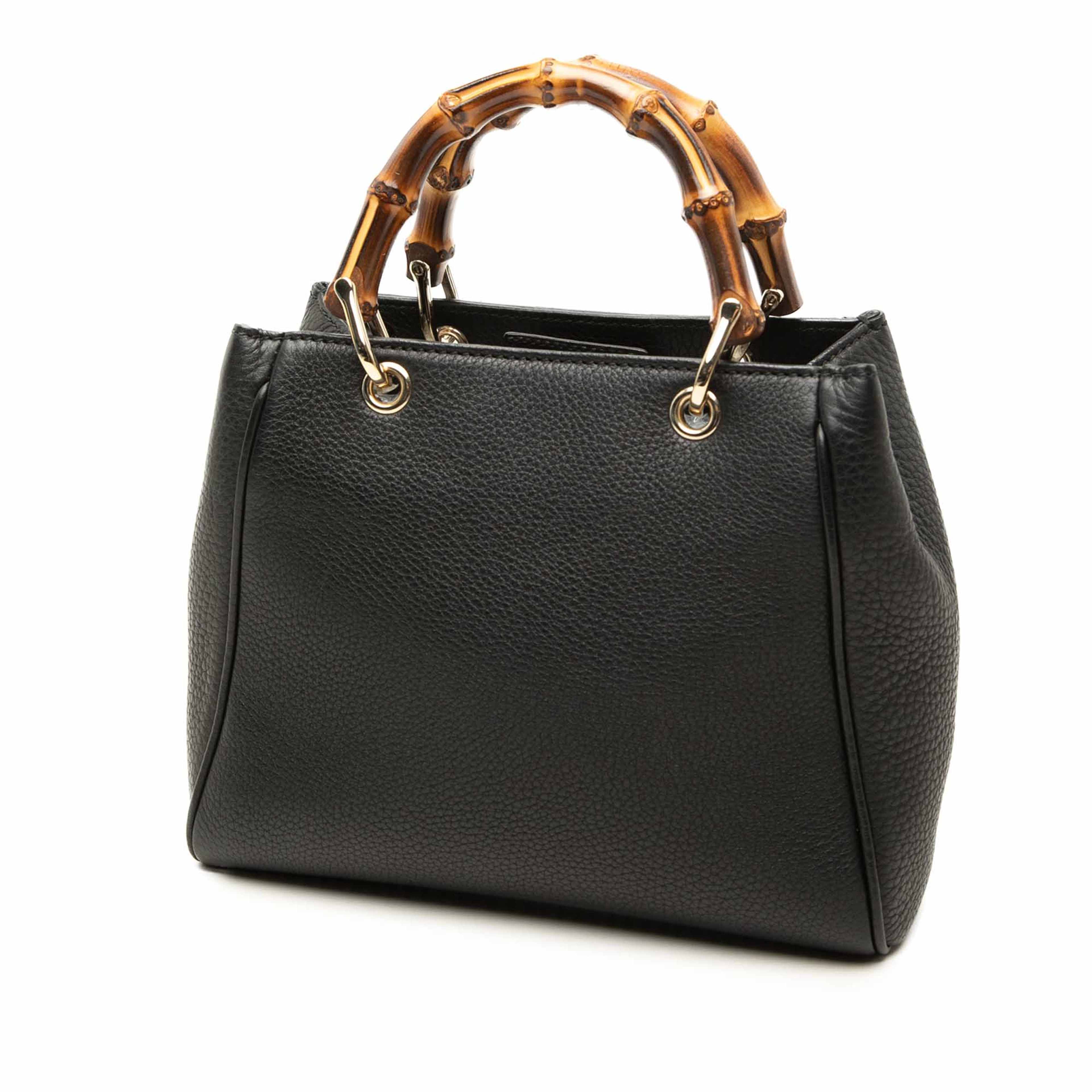 Gucci Mini Calfskin Bamboo Shopper Satchel, från Luxclusif, i färgen svart. Klicka för att öppna bilden i stort format