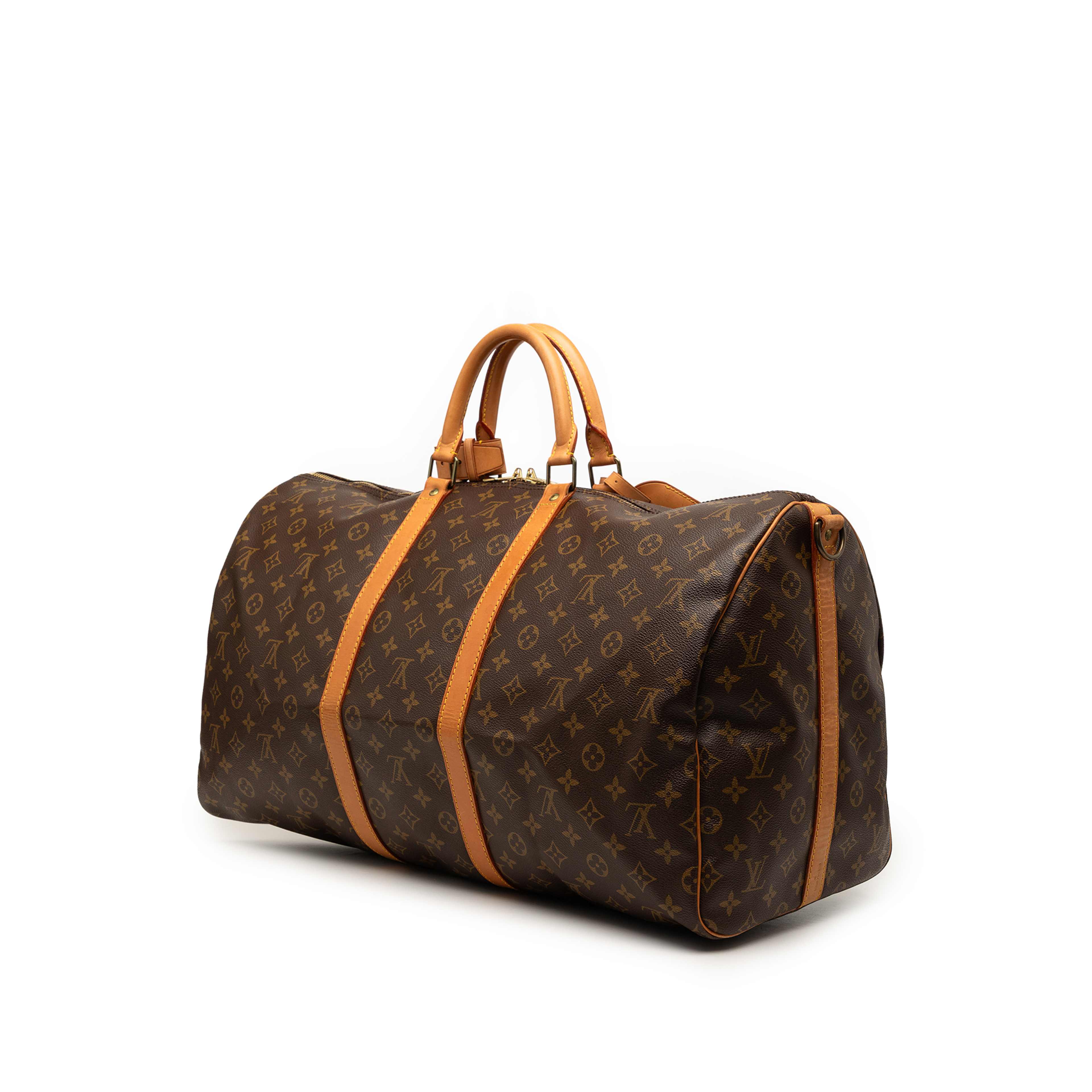 Louis Vuitton Monogram Keepall Bandouliere 55, från Luxclusif, i färgen brun. Klicka för att öppna bilden i stort format