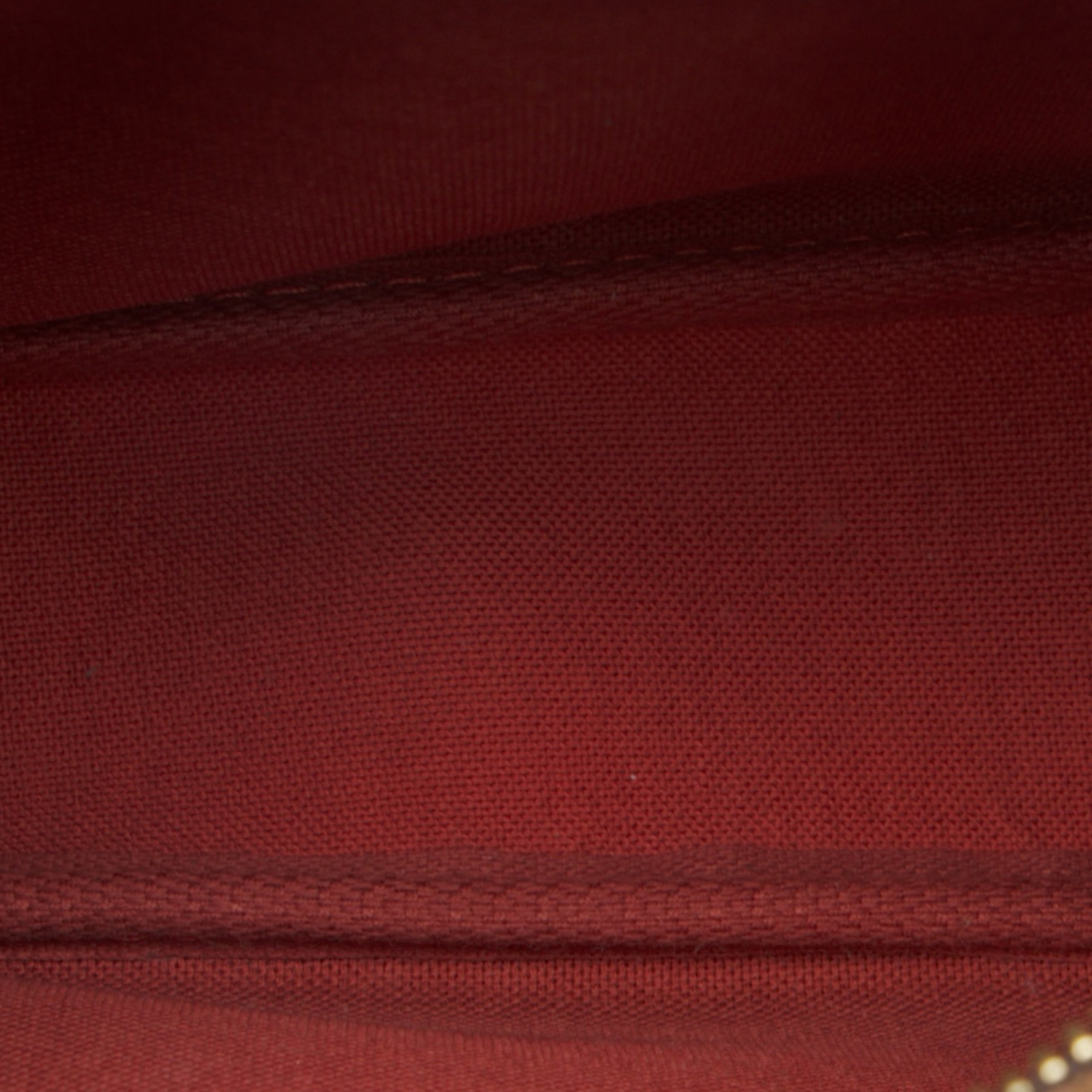 Louis Vuitton Damier Ebene Trousse Pochette, från Luxclusif, i färgen brown. Klicka för att öppna bilden i stort format