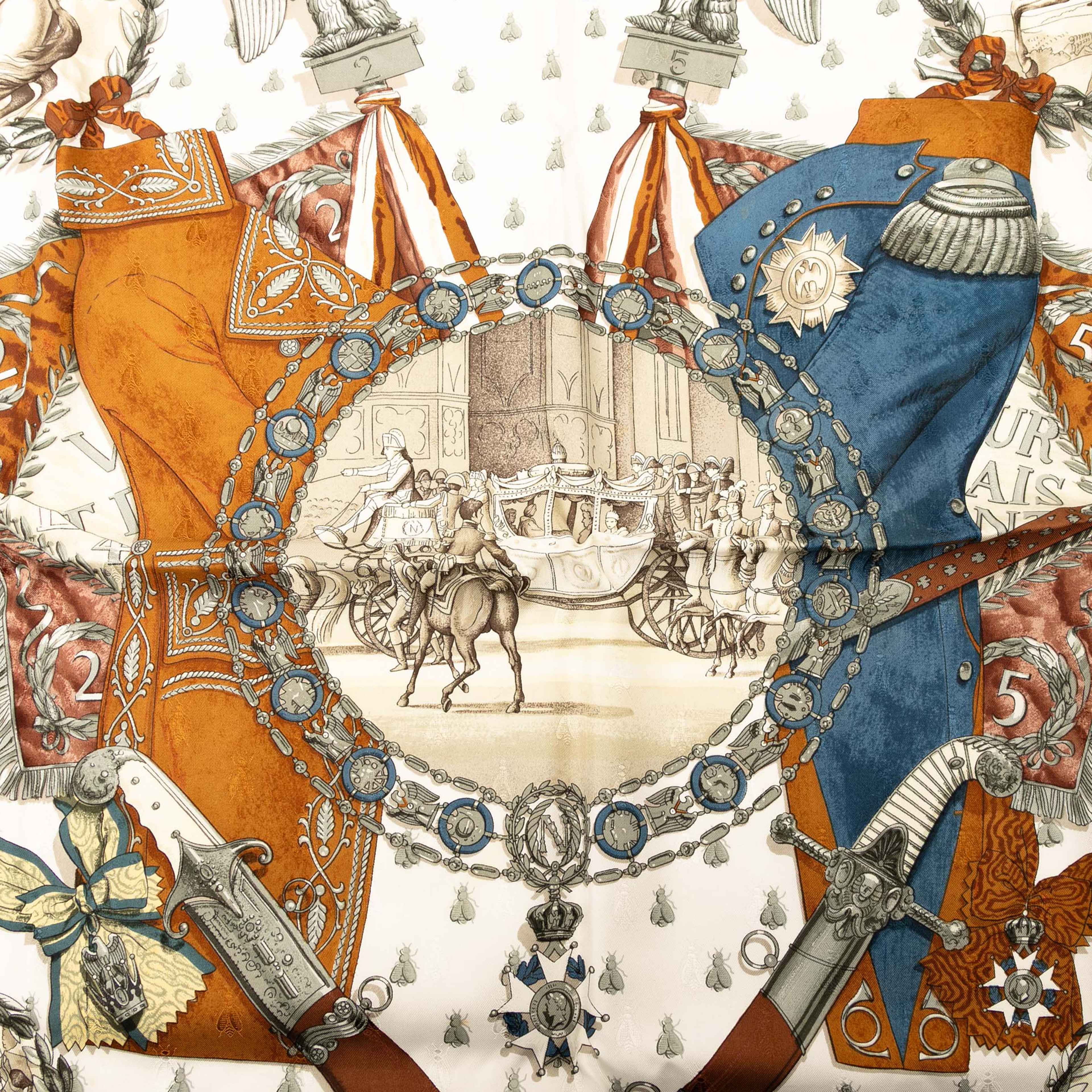 Hermès Napoleon Silk Scarf, från Luxclusif, i färgen light pink. Klicka för att öppna bilden i stort format