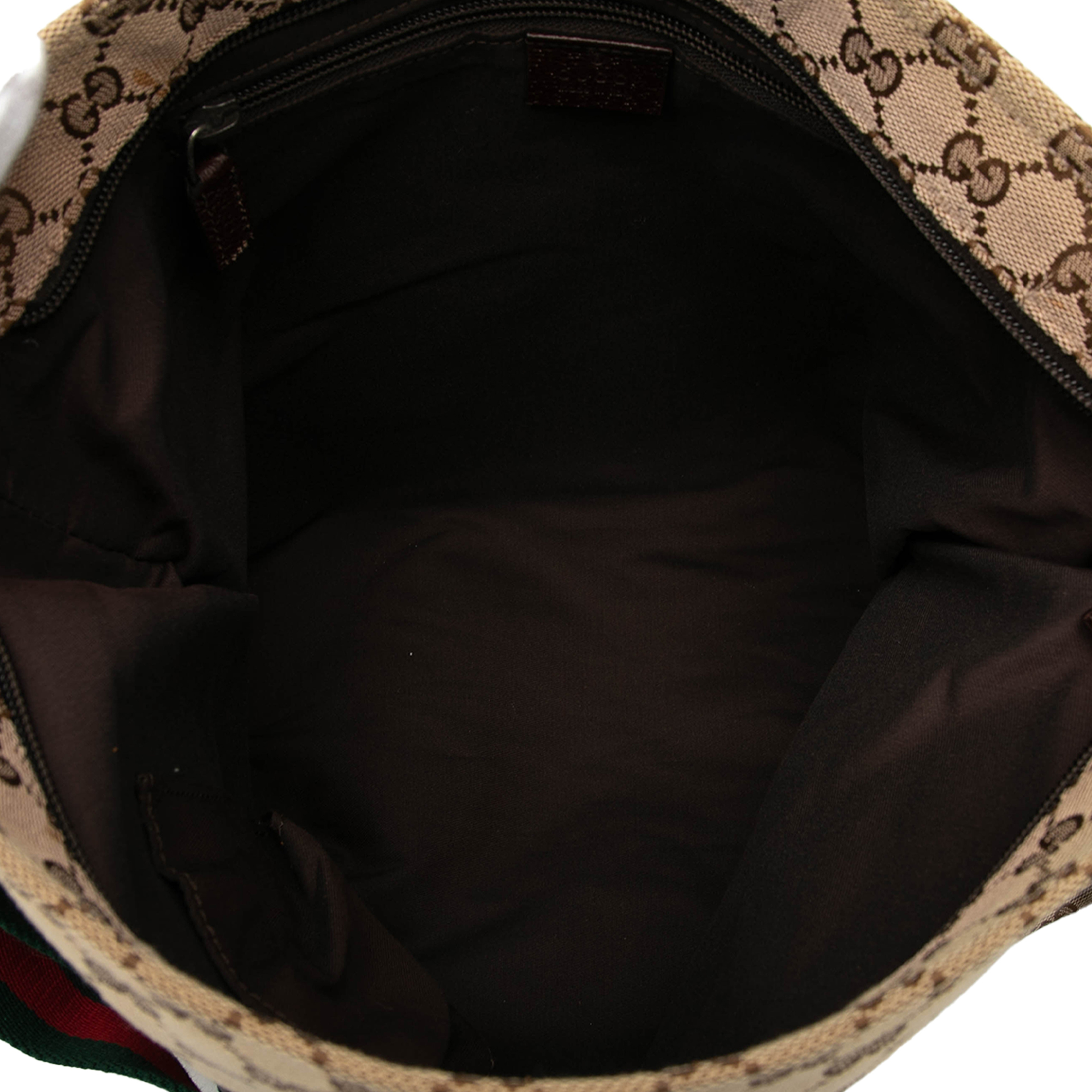 Gucci Gg Canvas Web Crossbody, från Luxclusif, i färgen beige. Klicka för att öppna bilden i stort format