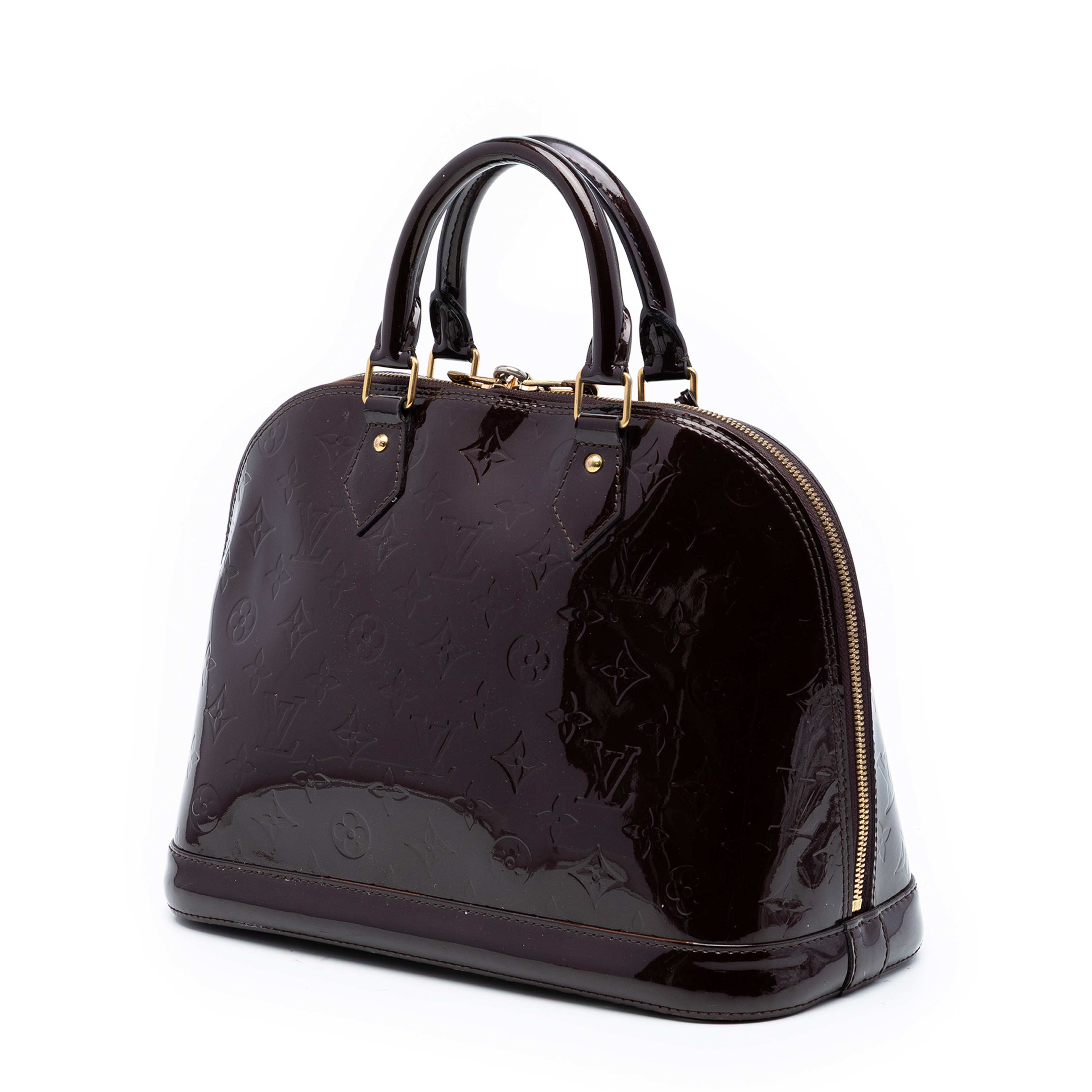 Louis Vuitton Monogram Vernis Alma Pm, från Luxclusif, i färgen purpur. Klicka för att öppna bilden i stort format