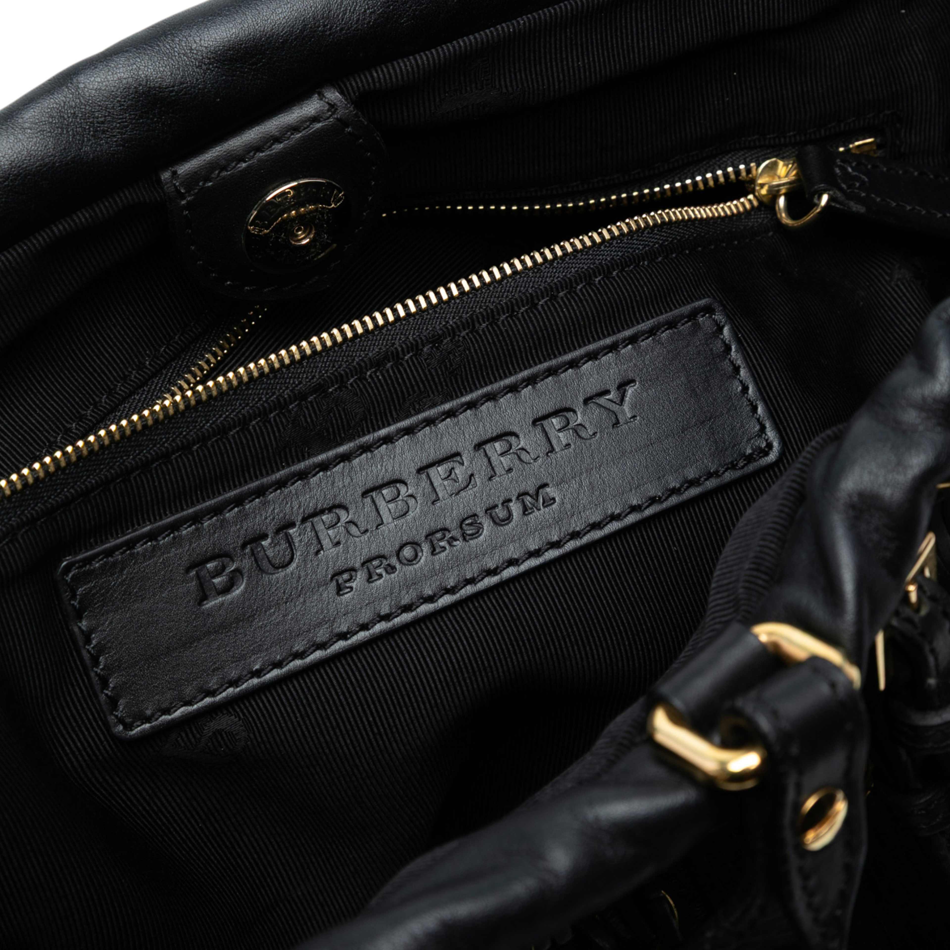 Burberry Calf Hair And Leather Grommet Fringe Big Crush Tote, från Luxclusif, i färgen black. Klicka för att öppna bilden i stort format