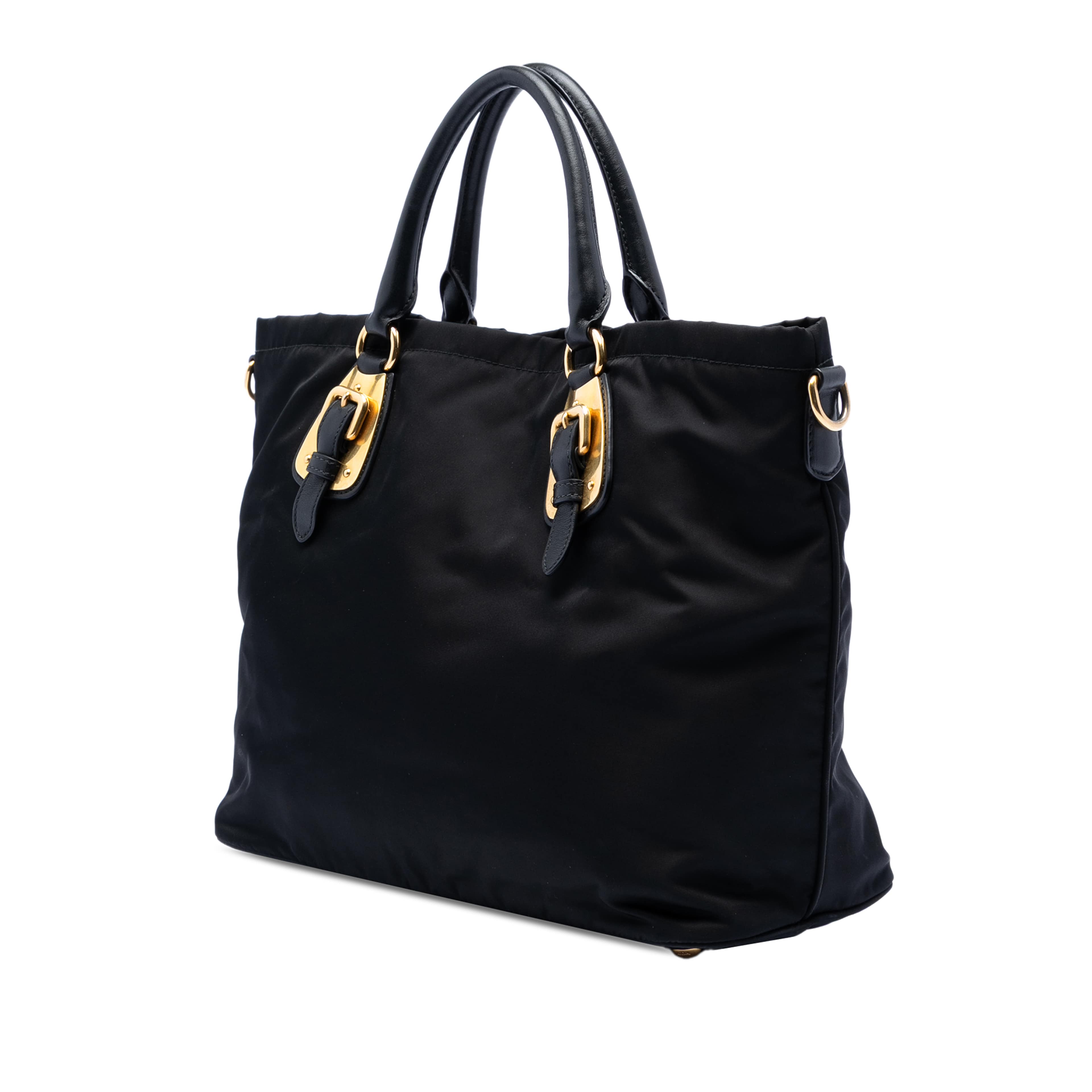 Prada Tessuto Satchel, från Luxclusif, i färgen black. Klicka för att öppna bilden i stort format