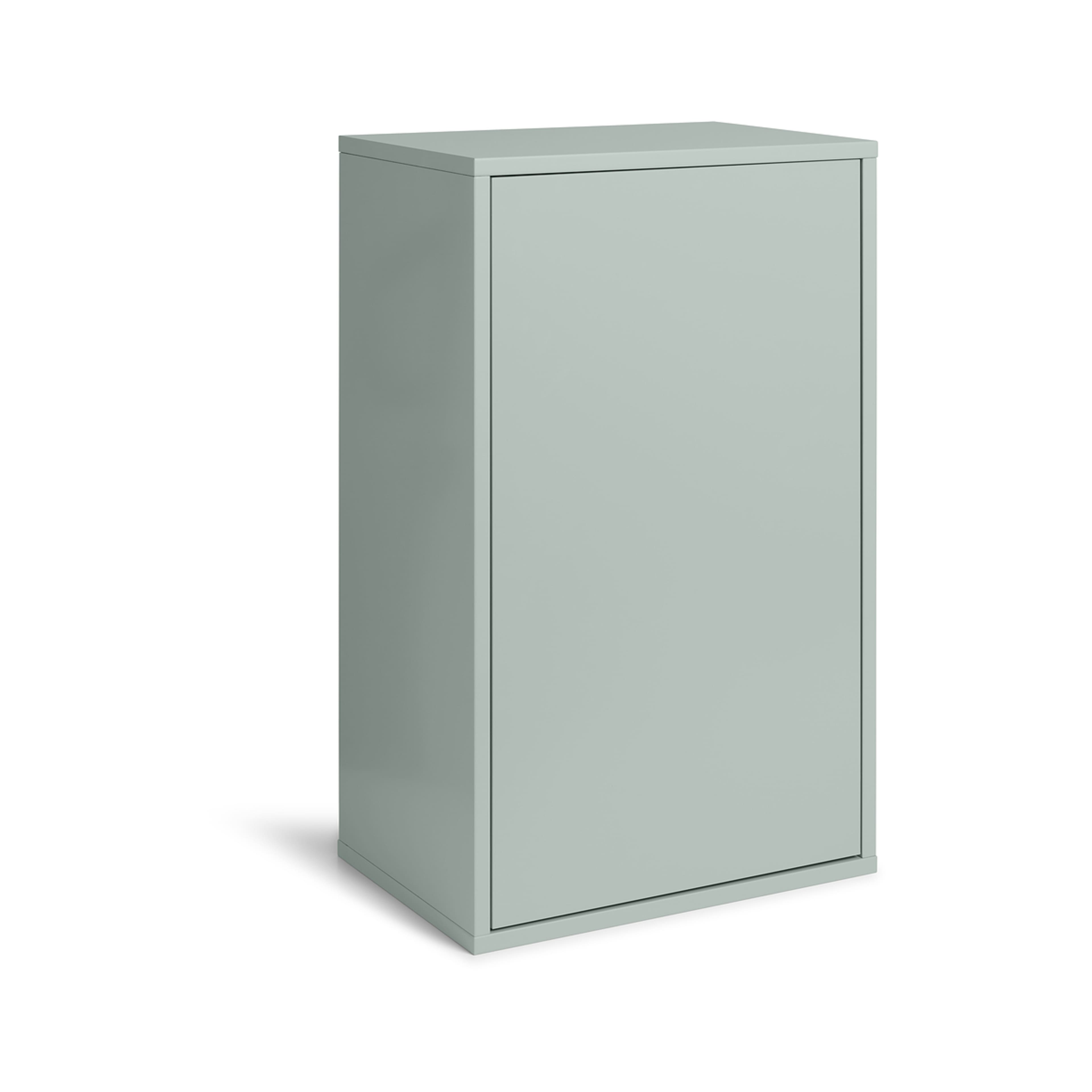 Wall Cabinet - Silver Cloud Grey, från ReCollector, i färgen iron blue. Klicka för att öppna bilden i stort format